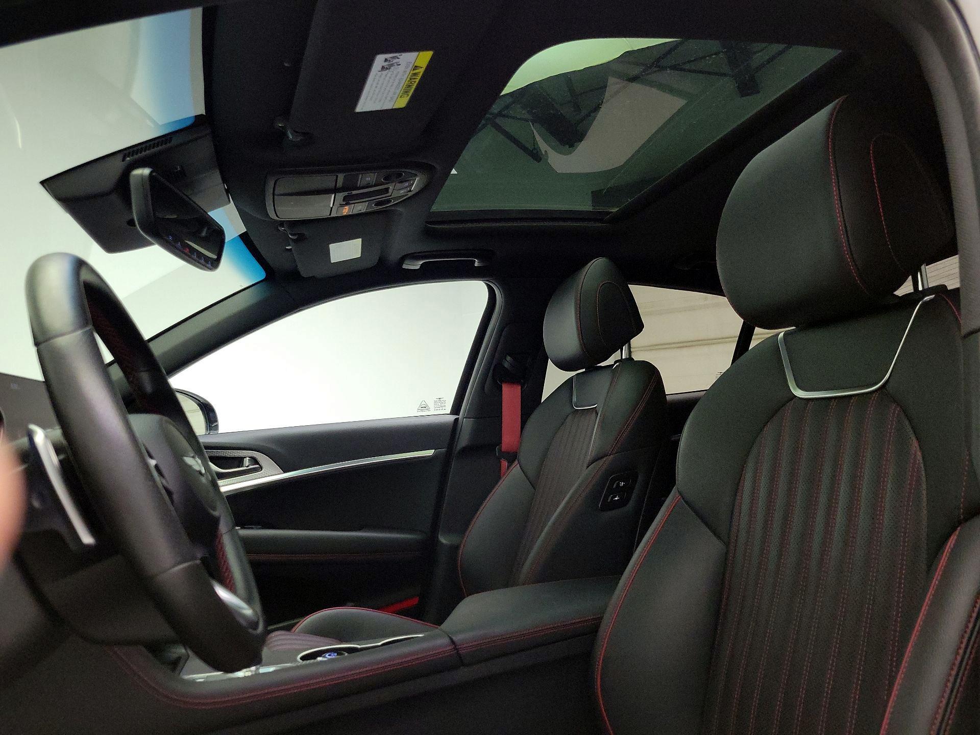 Thumbnail: 2023 Genesis G70 - 20
