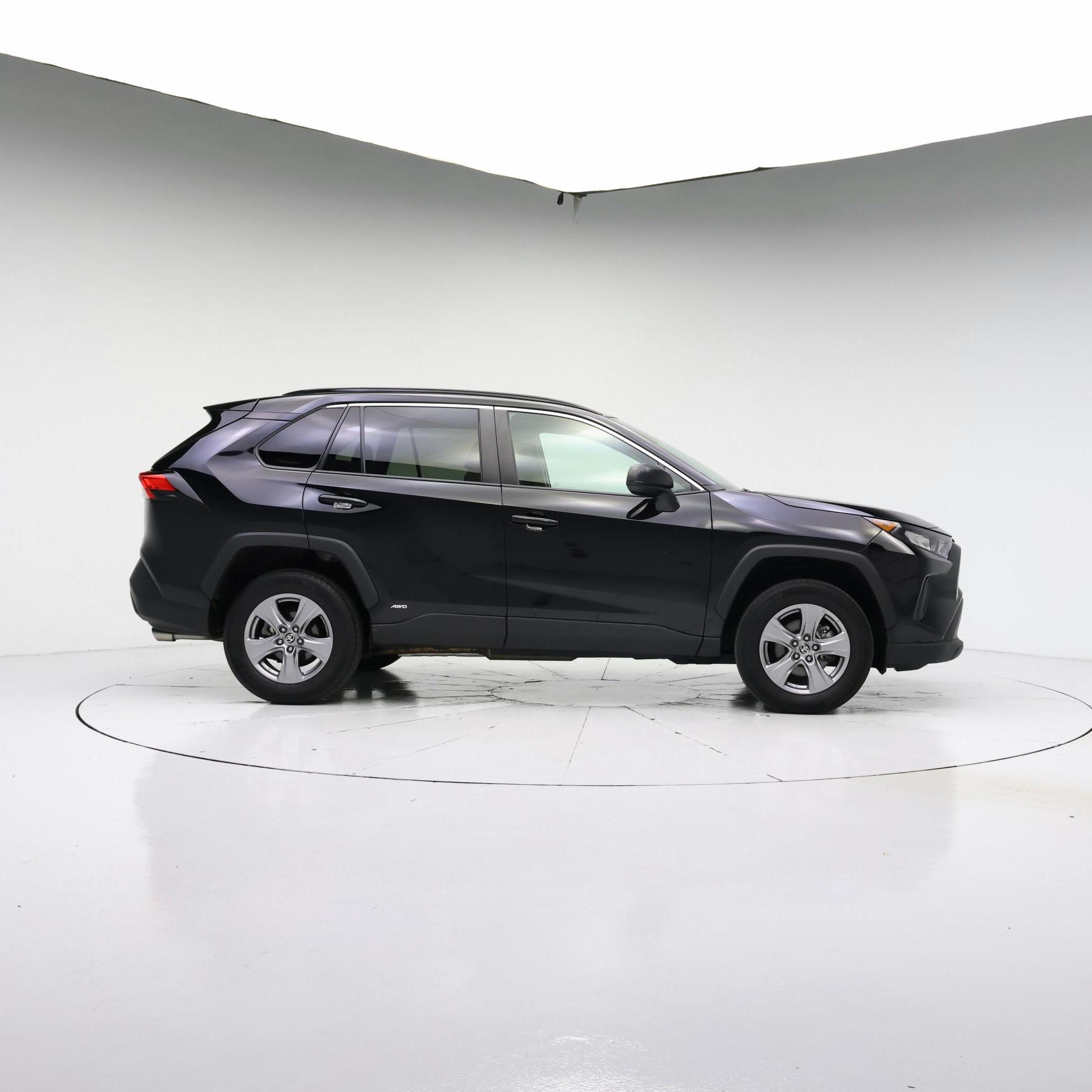 Thumbnail: 2022 Toyota RAV4 - 7