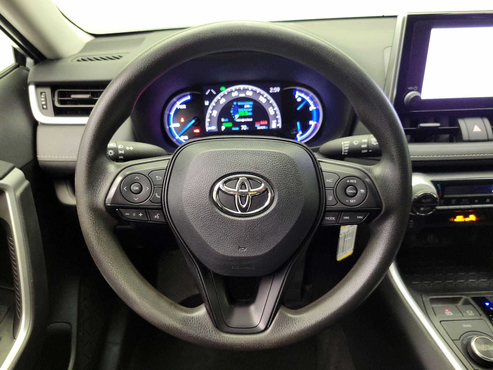 Thumbnail: 2024 Toyota RAV4 - 10