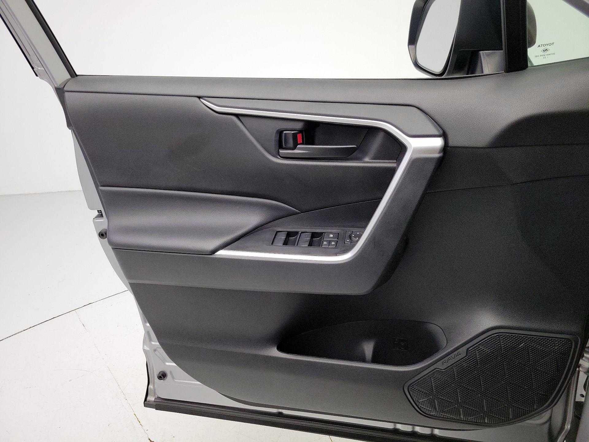 Thumbnail: 2024 Toyota RAV4 - 12