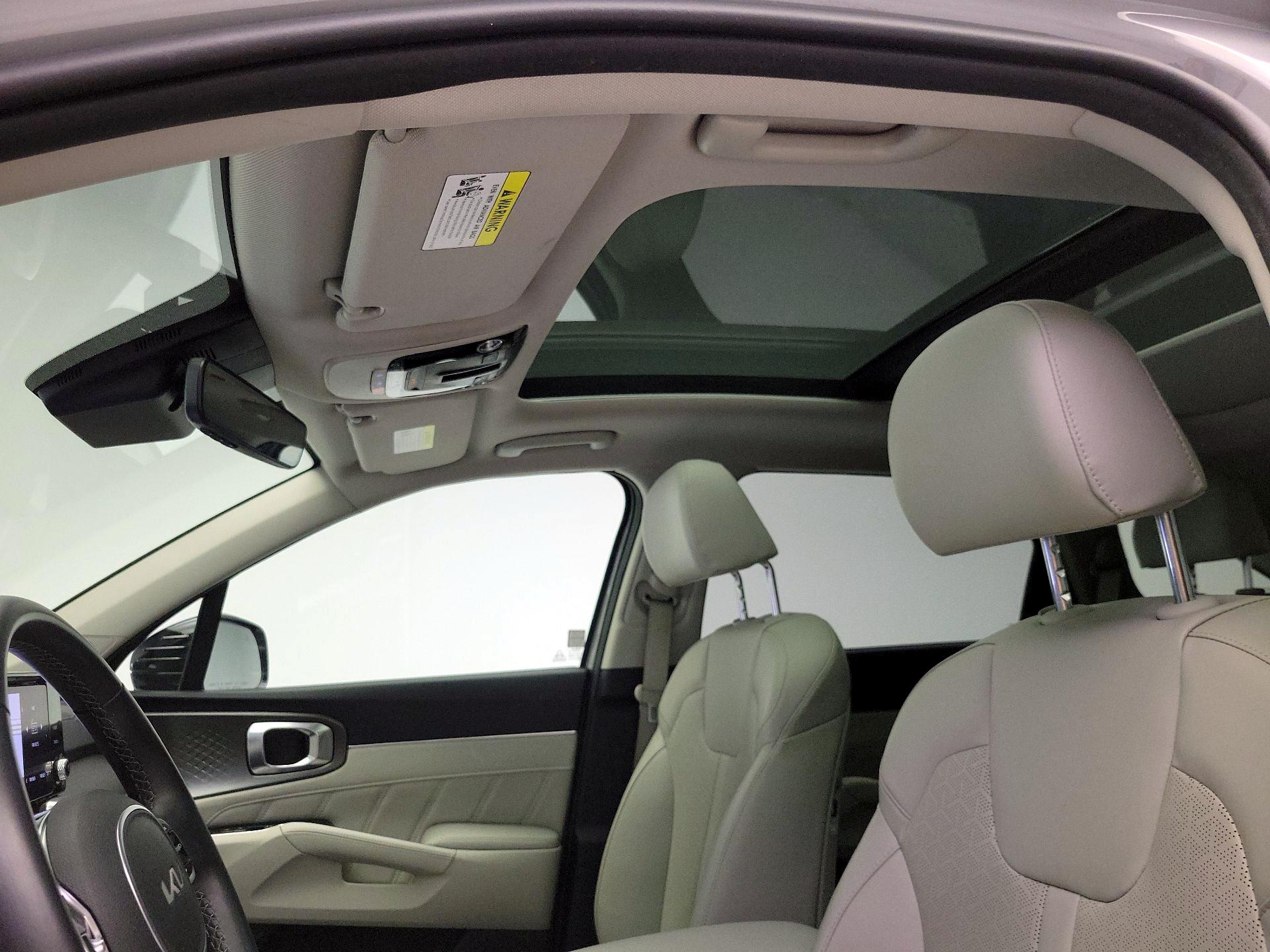 Thumbnail: 2023 Kia Sorento - 20