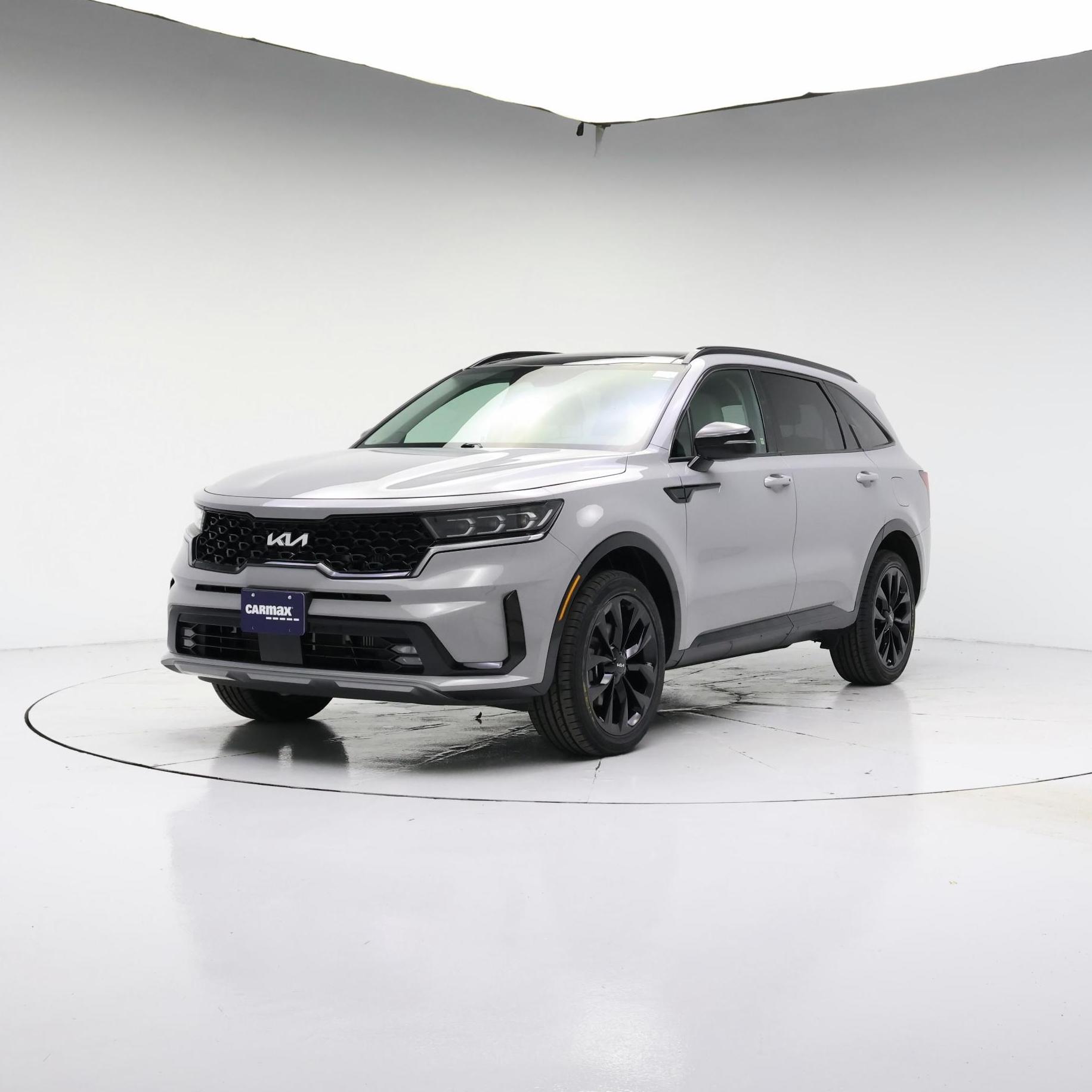 Thumbnail: 2023 Kia Sorento - 4