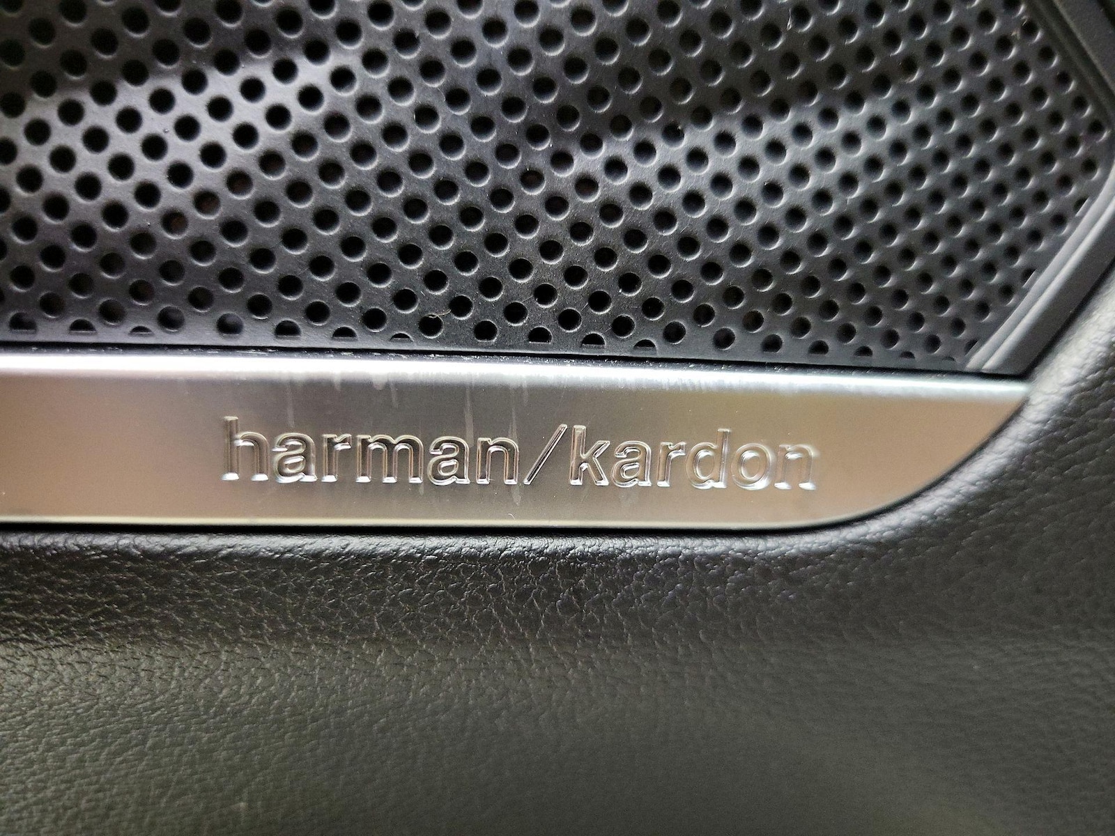 2023 Hyundai Santa Fe Limited - Photo 25