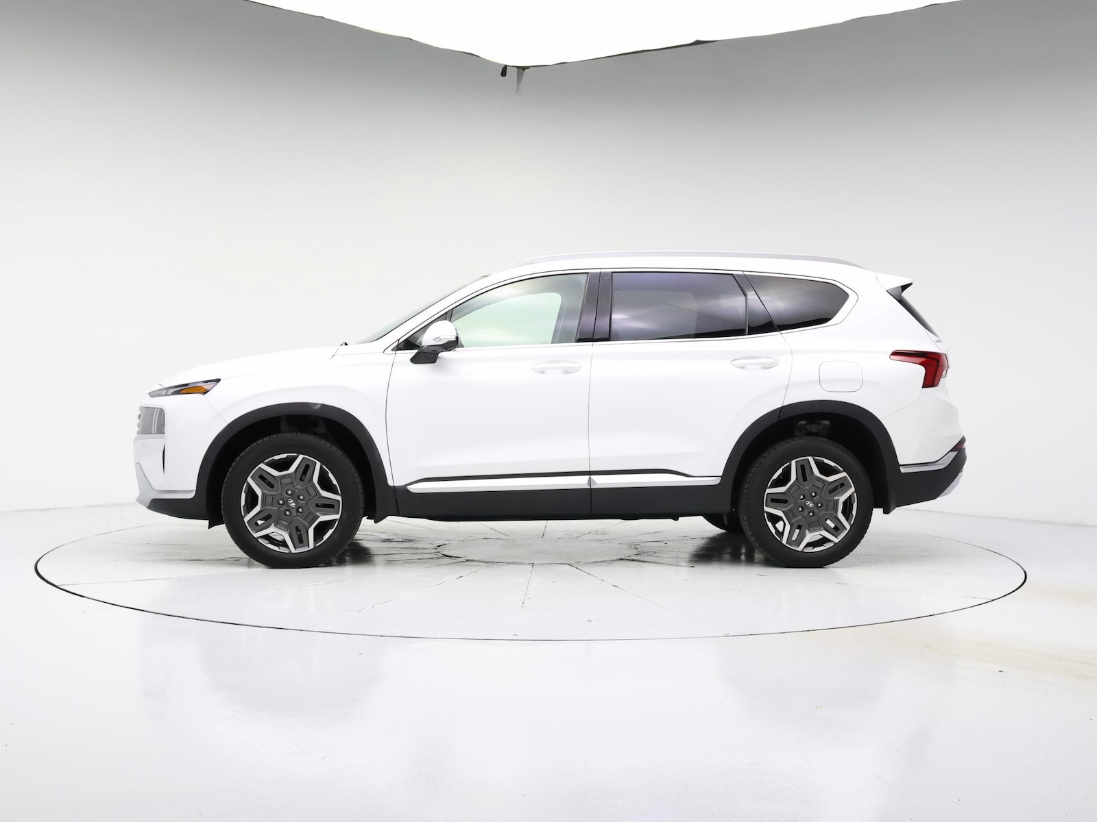 2023 Hyundai Santa Fe Limited - Photo 4