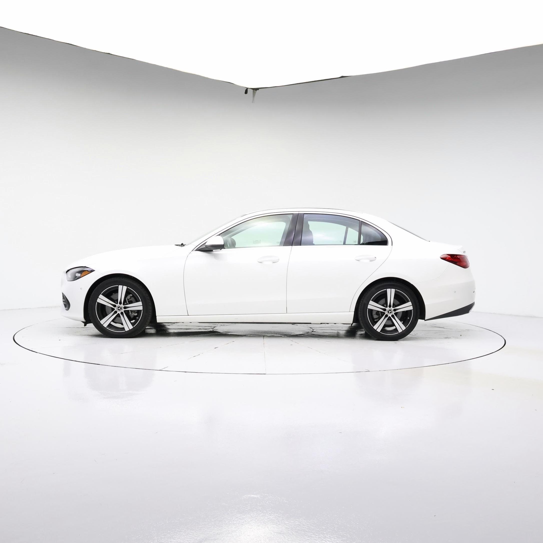 Thumbnail: 2025 Mercedes-Benz C-Class - 3