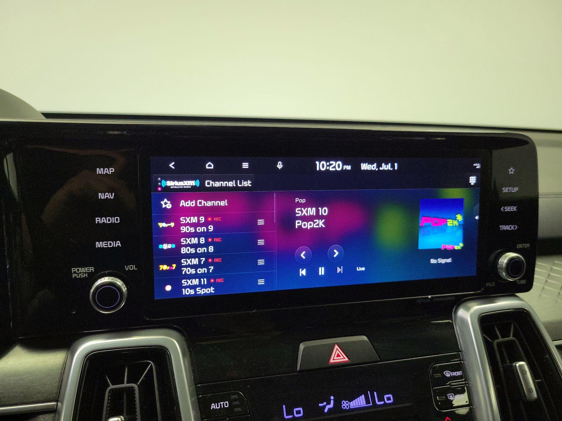 Thumbnail: 2023 Kia Sorento - 16