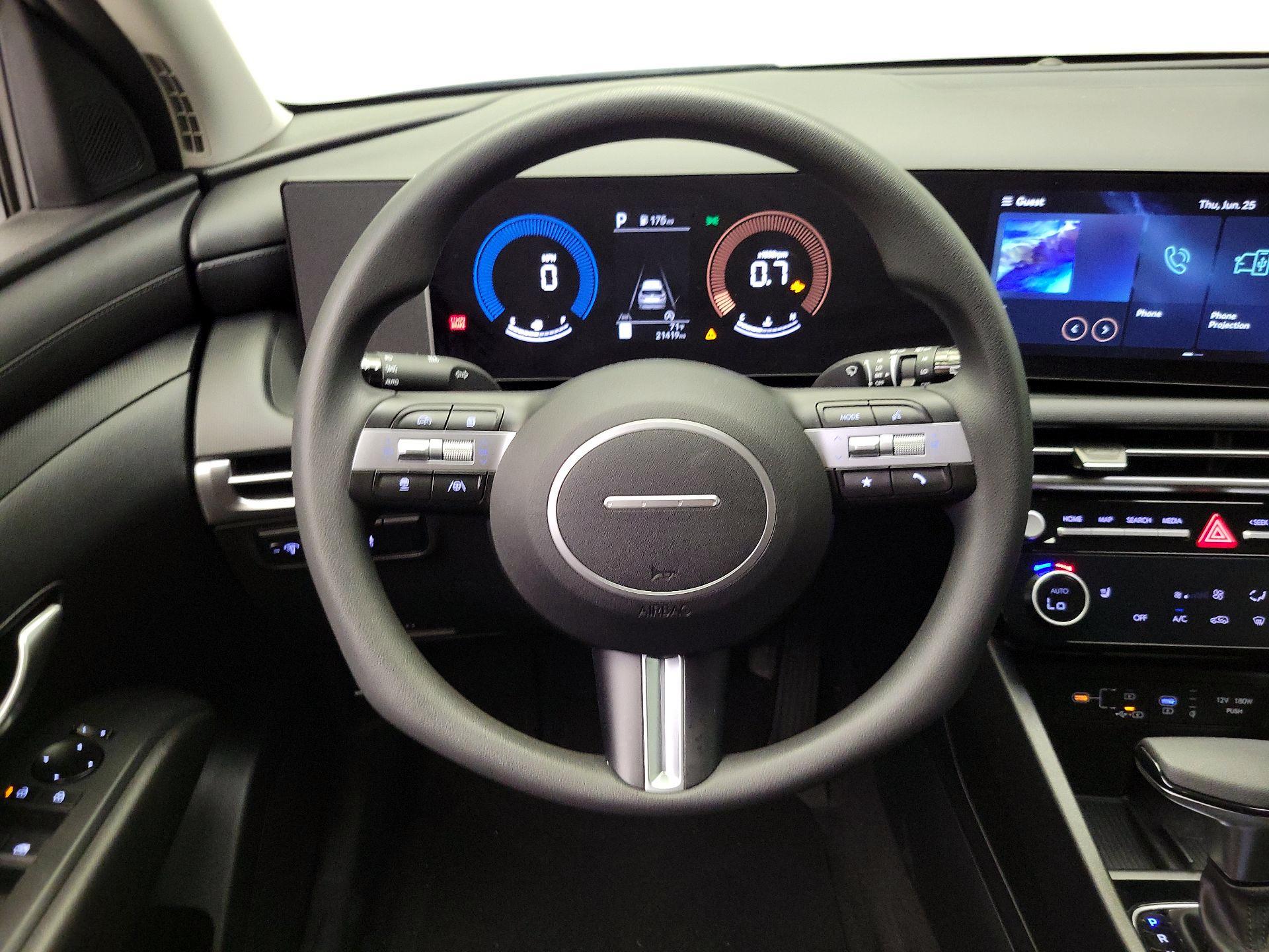 Thumbnail: 2025 Hyundai Tucson - 10