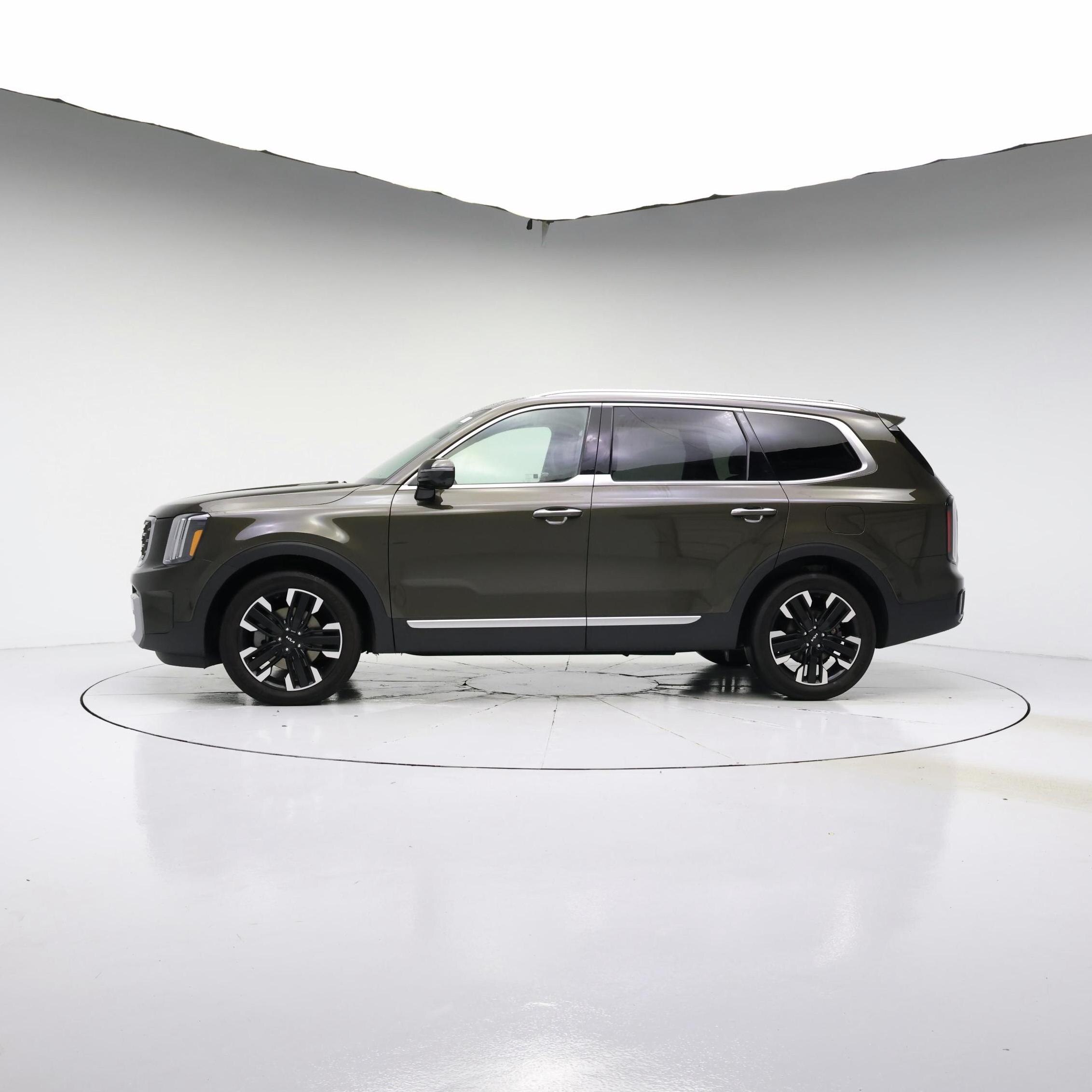 Thumbnail: 2023 Kia Telluride - 3