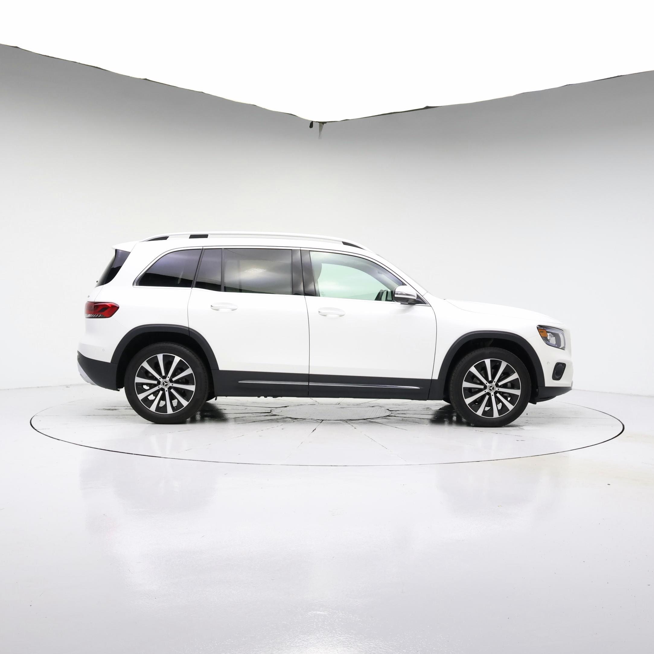 Thumbnail: 2022 Mercedes-Benz GLB - 7