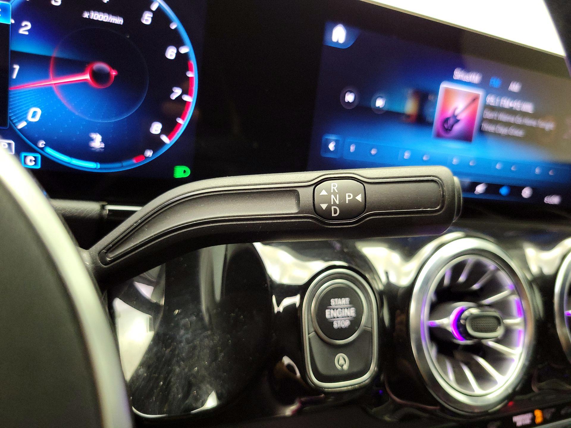 Thumbnail: 2023 Mercedes-Benz GLA - 17
