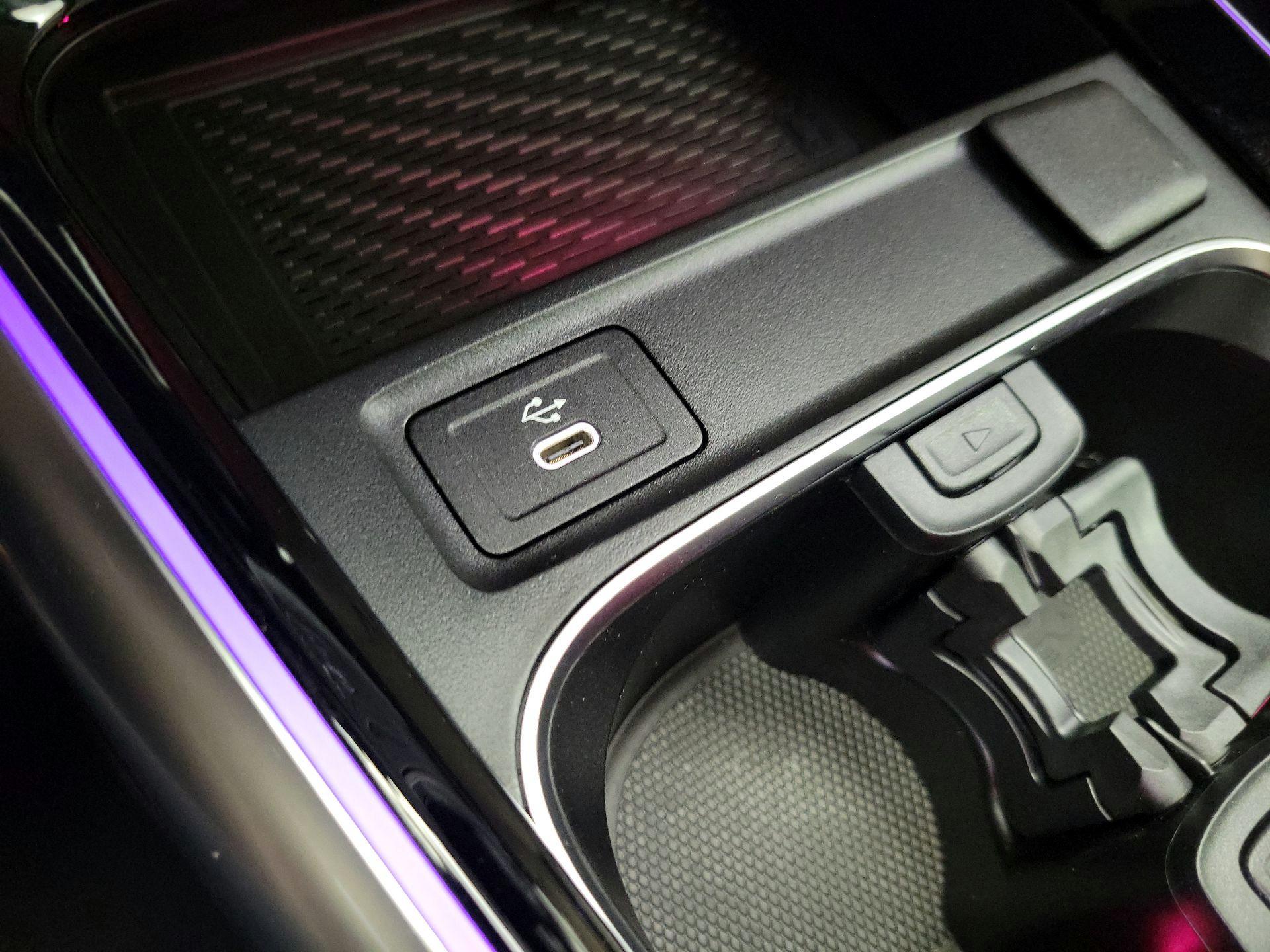 Thumbnail: 2025 Mercedes-Benz GLA - 19