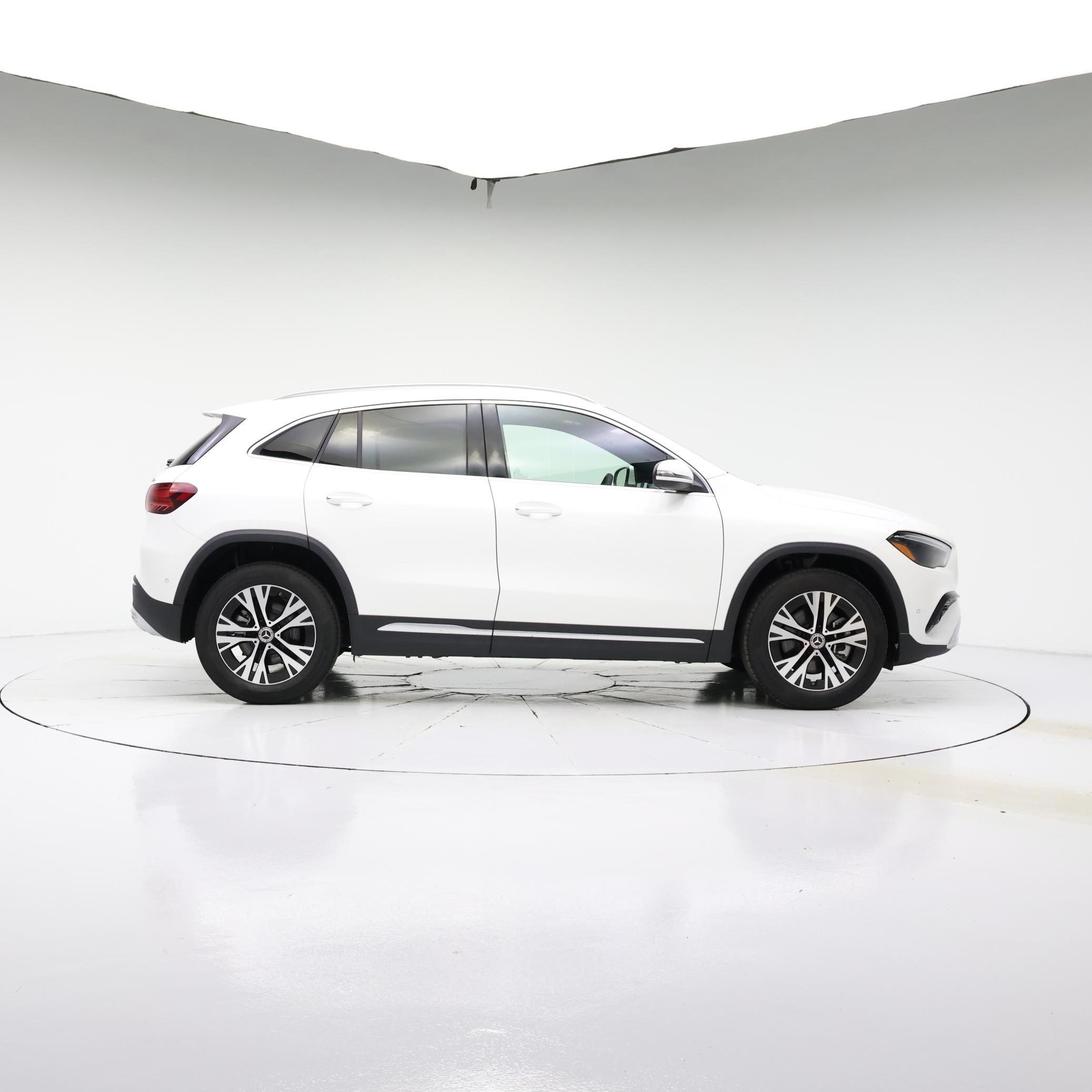 Thumbnail: 2025 Mercedes-Benz GLA - 7