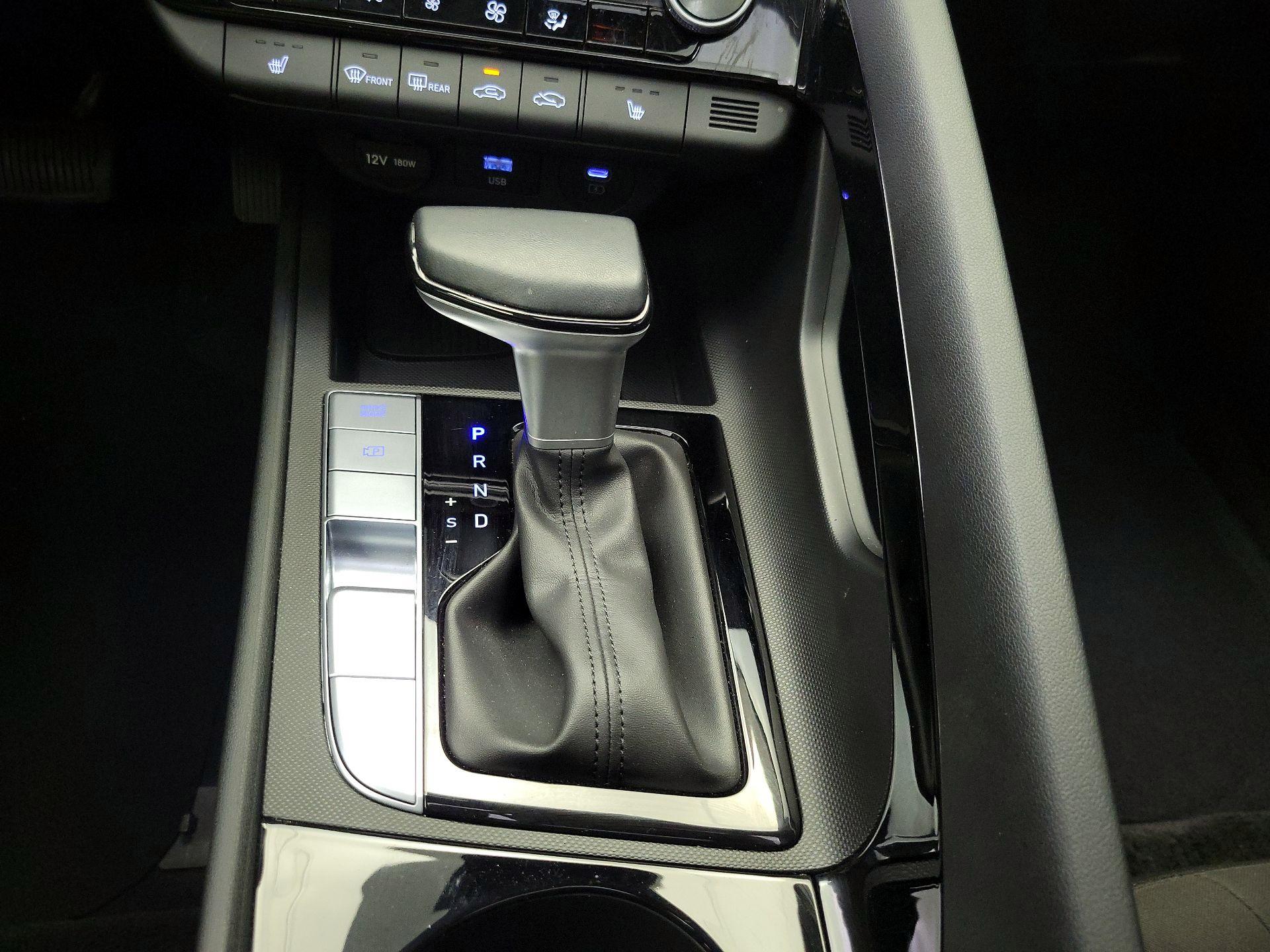 Thumbnail: 2025 Hyundai Elantra - 18