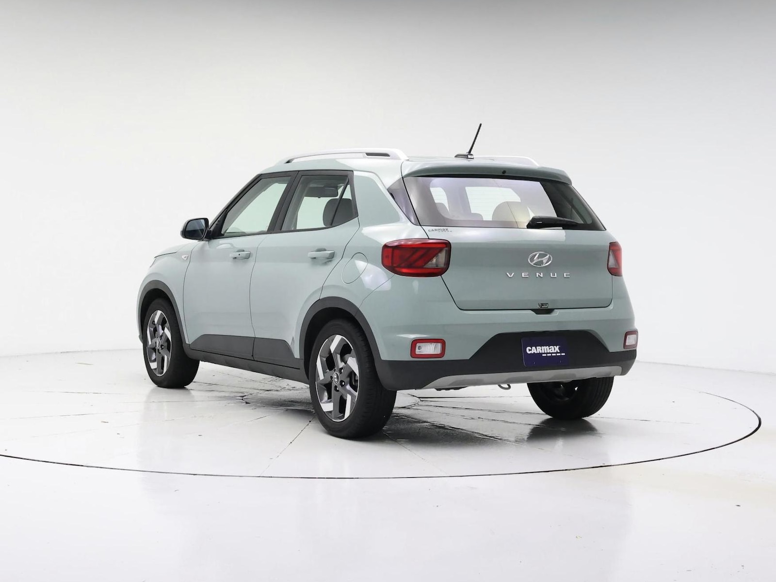 2025 Hyundai Venue SEL - Photo 3