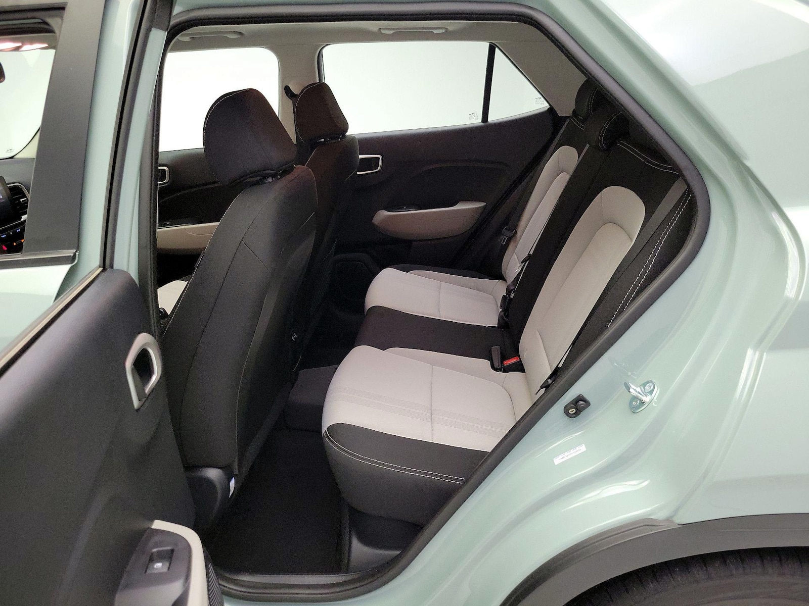 2025 Hyundai Venue SEL - Photo 21