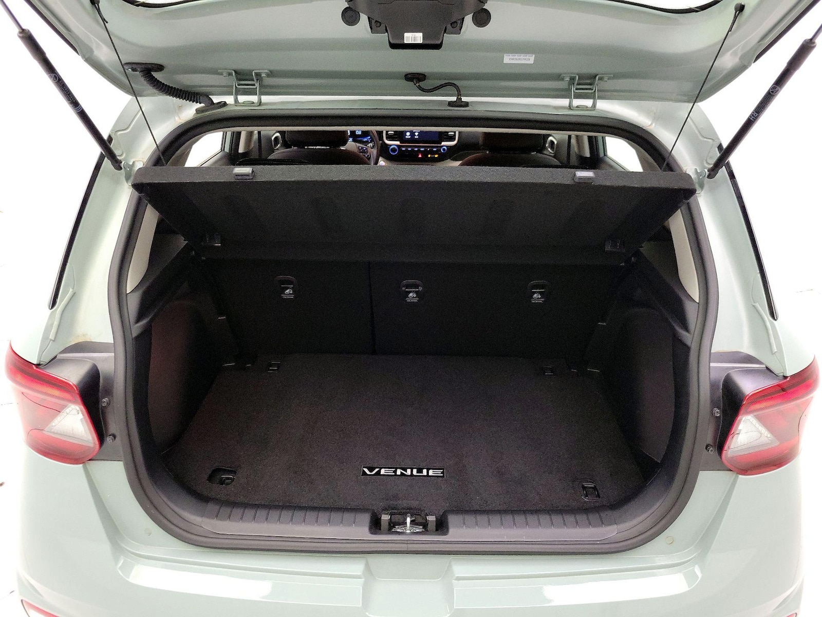 2025 Hyundai Venue SEL - Photo 22
