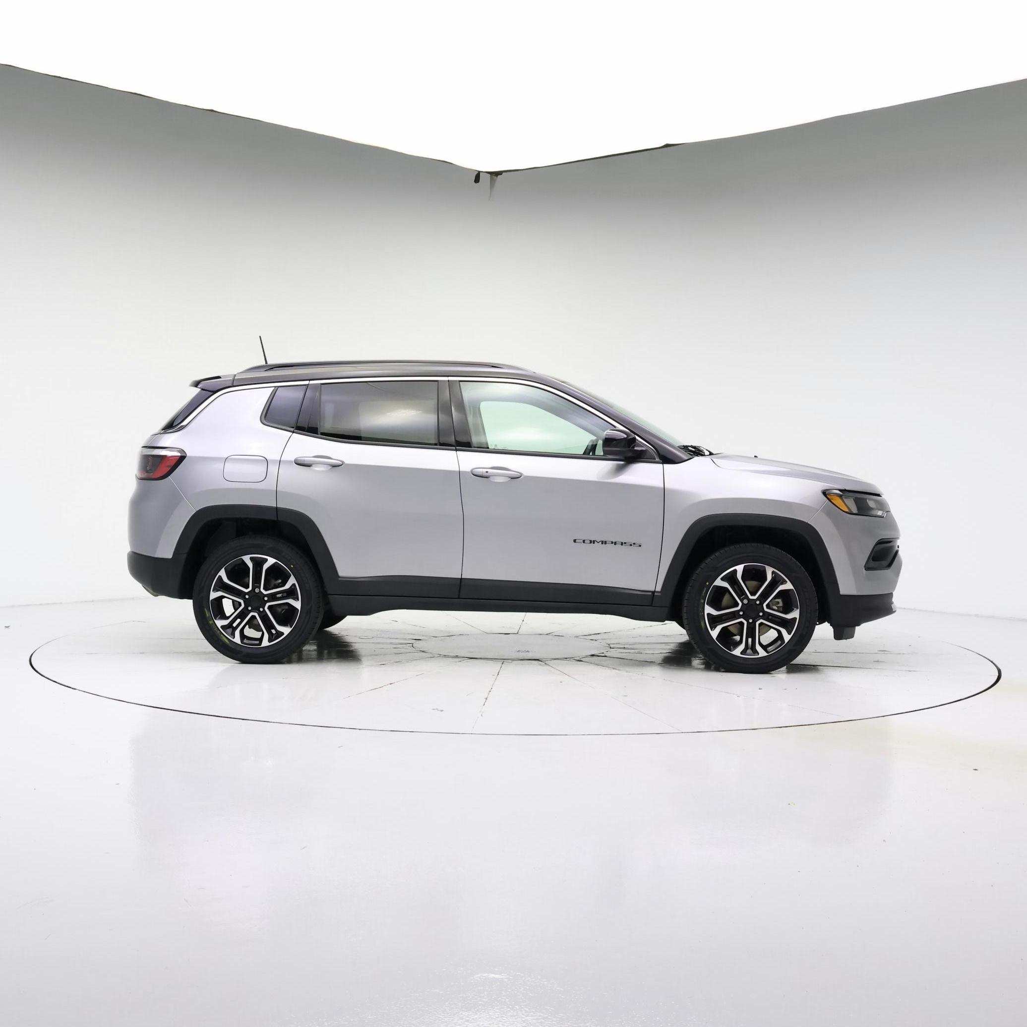 Thumbnail: 2022 Jeep Compass - 7