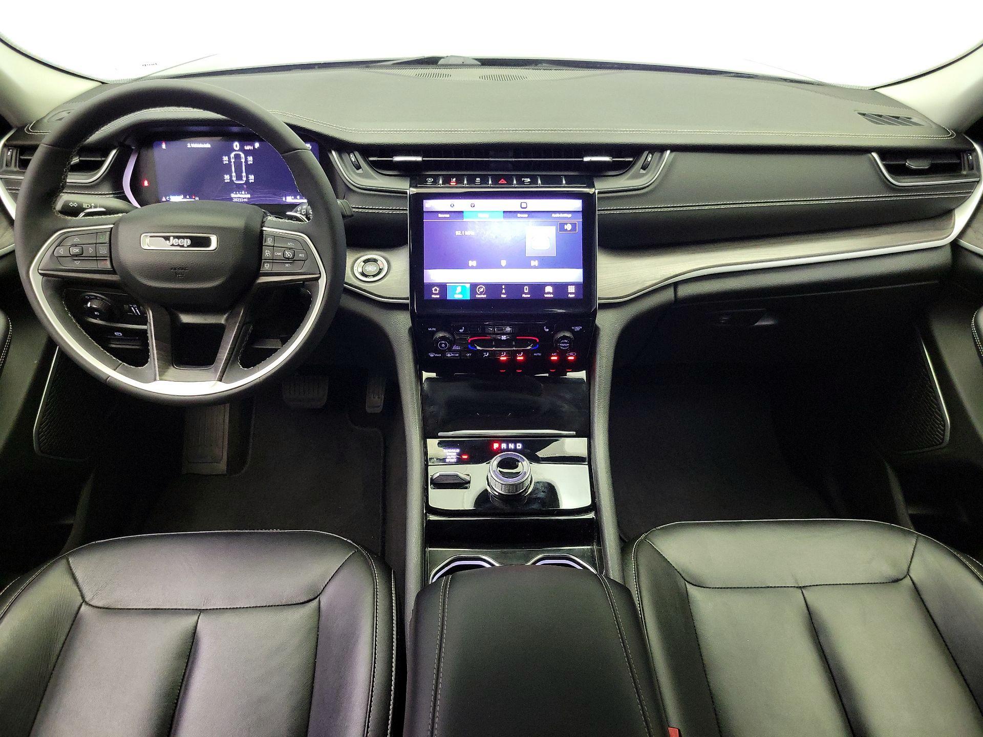 Thumbnail: 2023 Jeep Grand Cherokee L - 9