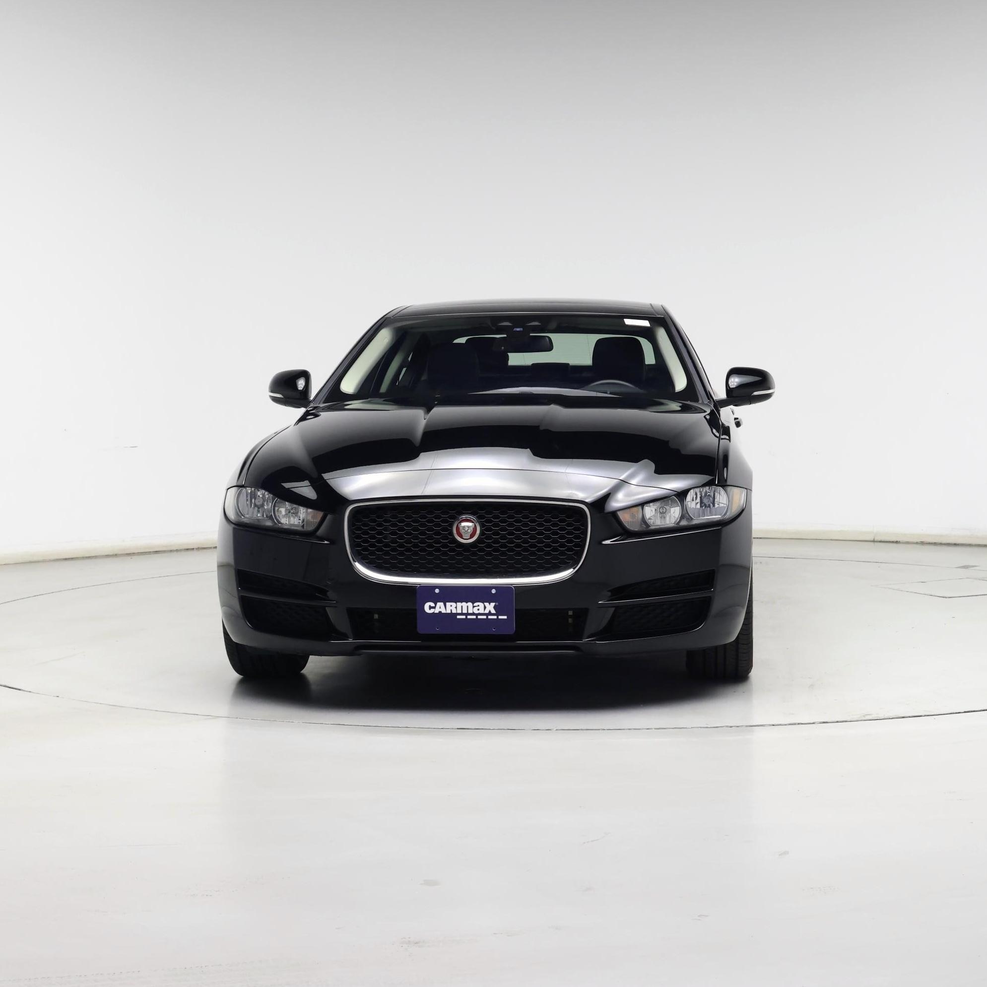 Thumbnail: 2017 Jaguar XE - 5