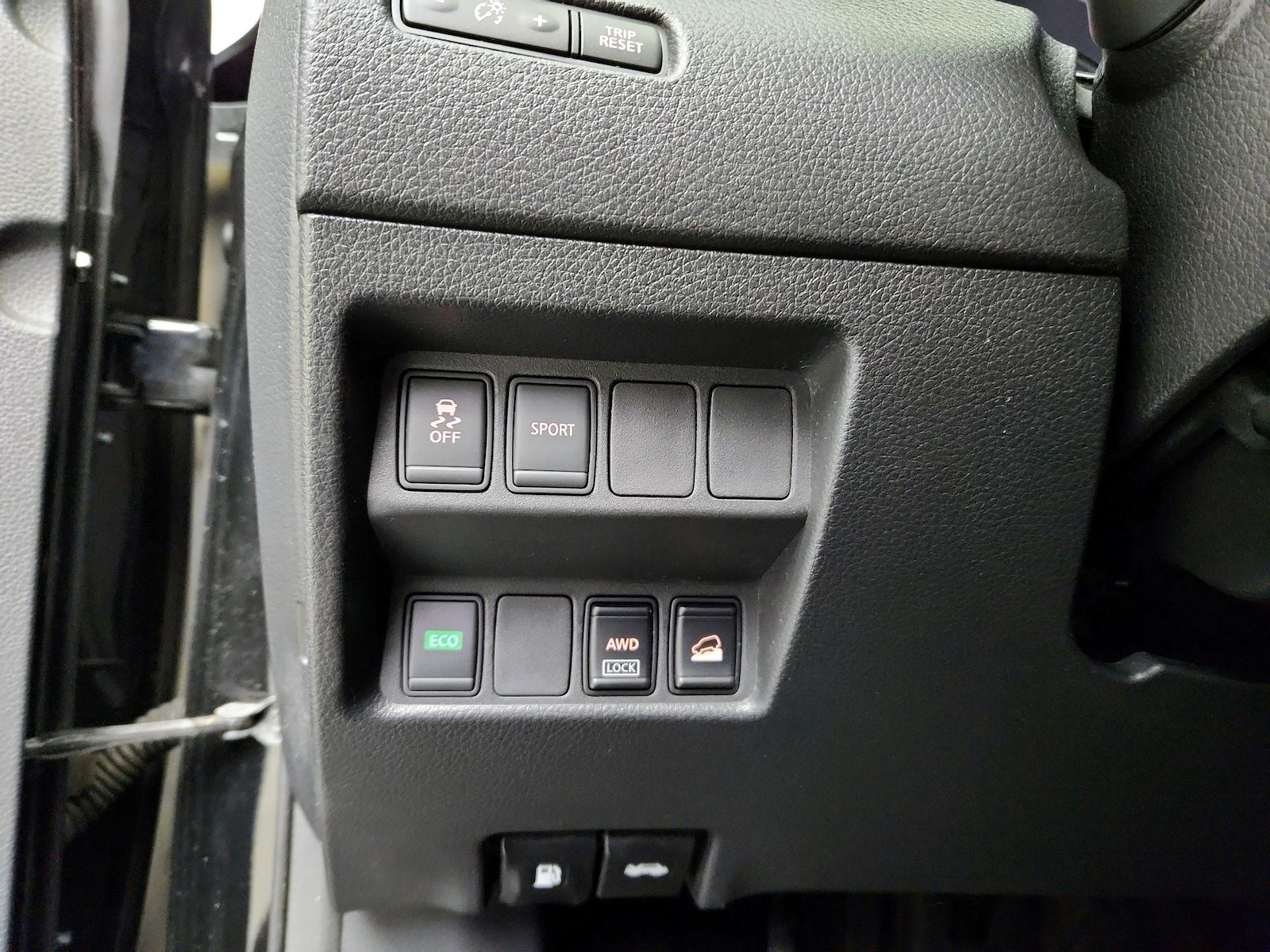 2015 Nissan Rogue SV - Photo 14