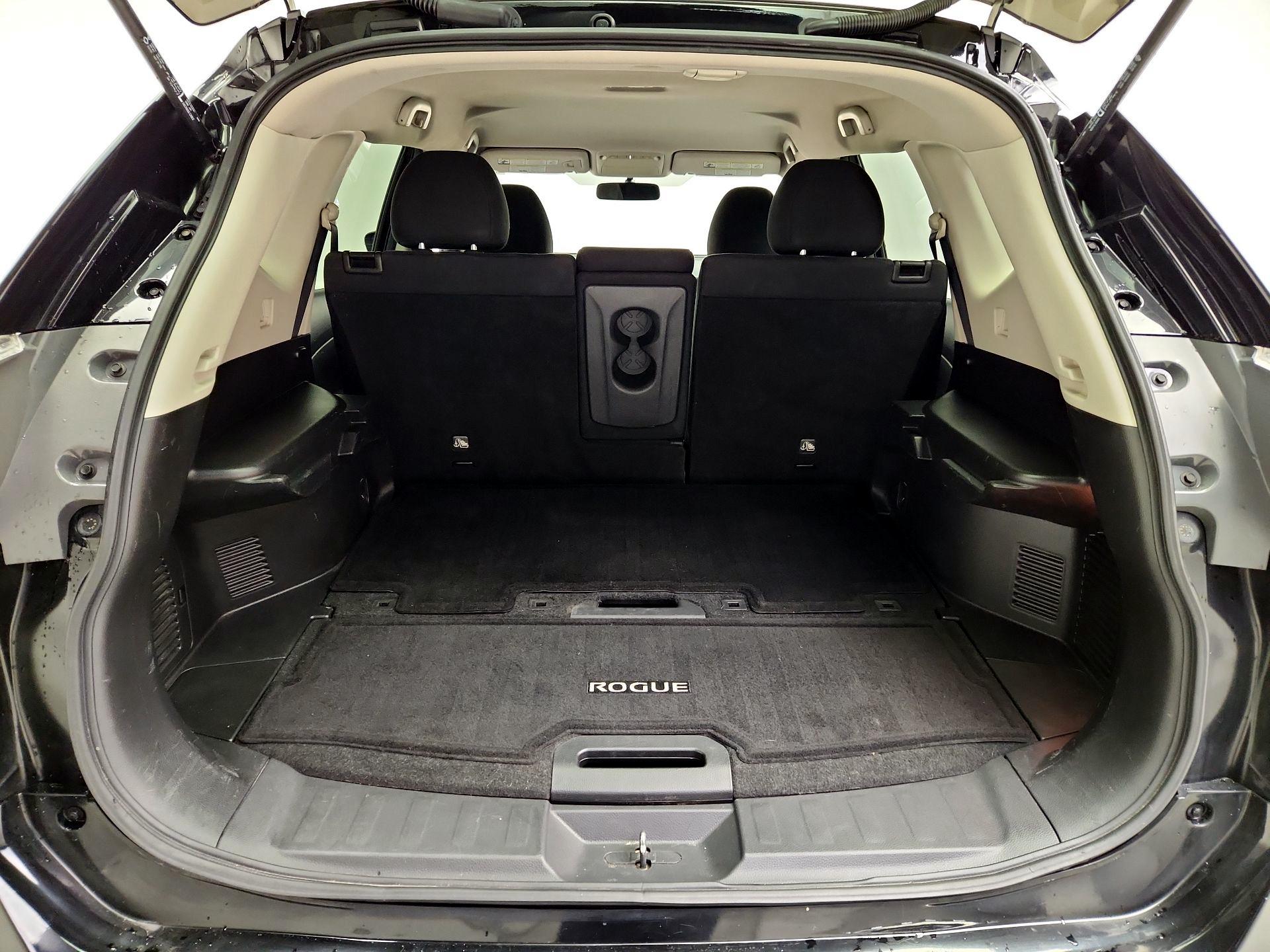 Thumbnail: 2015 Nissan Rogue - 20