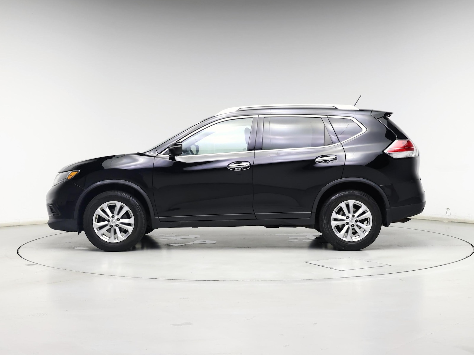 2015 Nissan Rogue SV - Photo 4