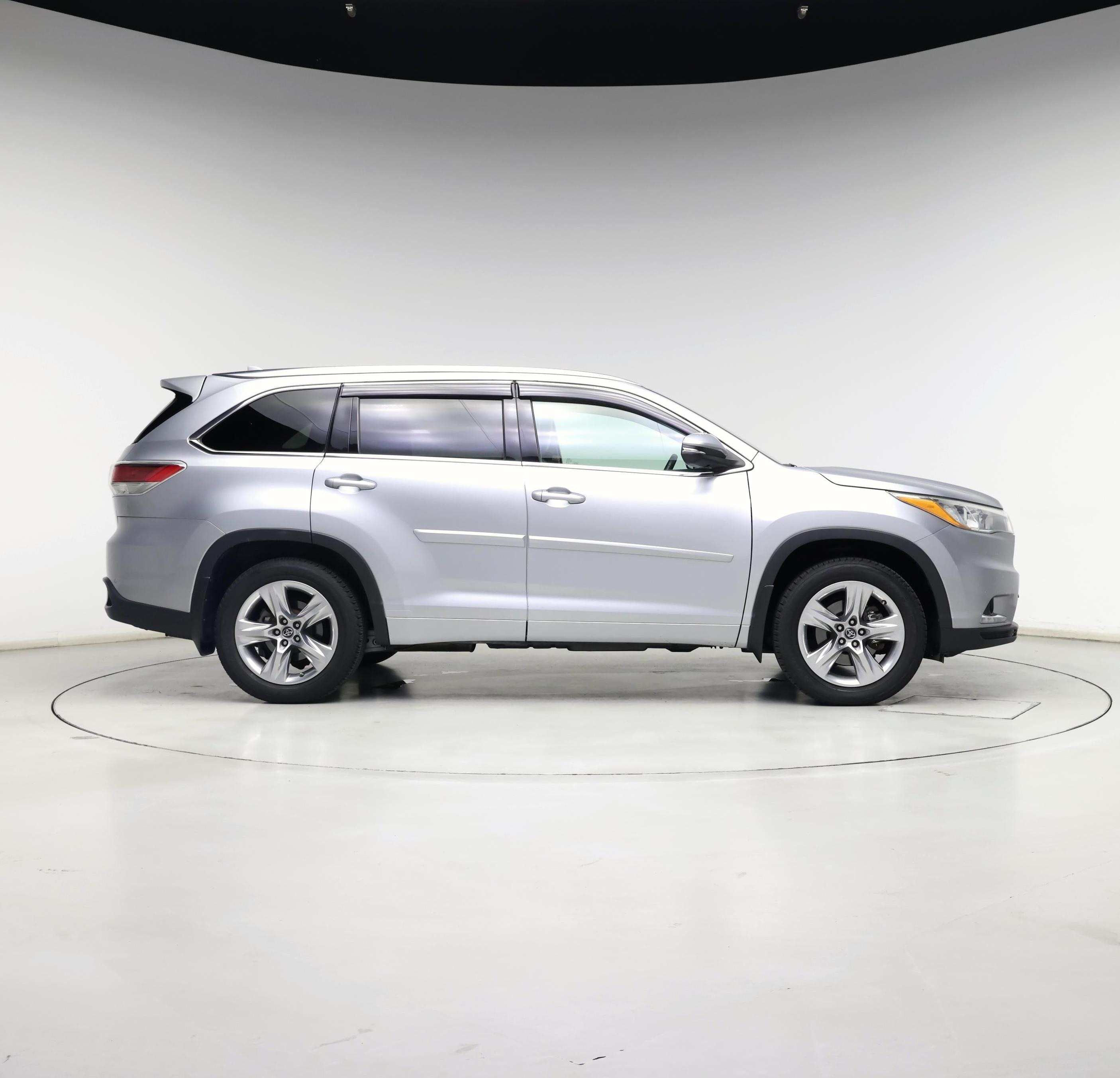 Thumbnail: 2016 Toyota Highlander - 7