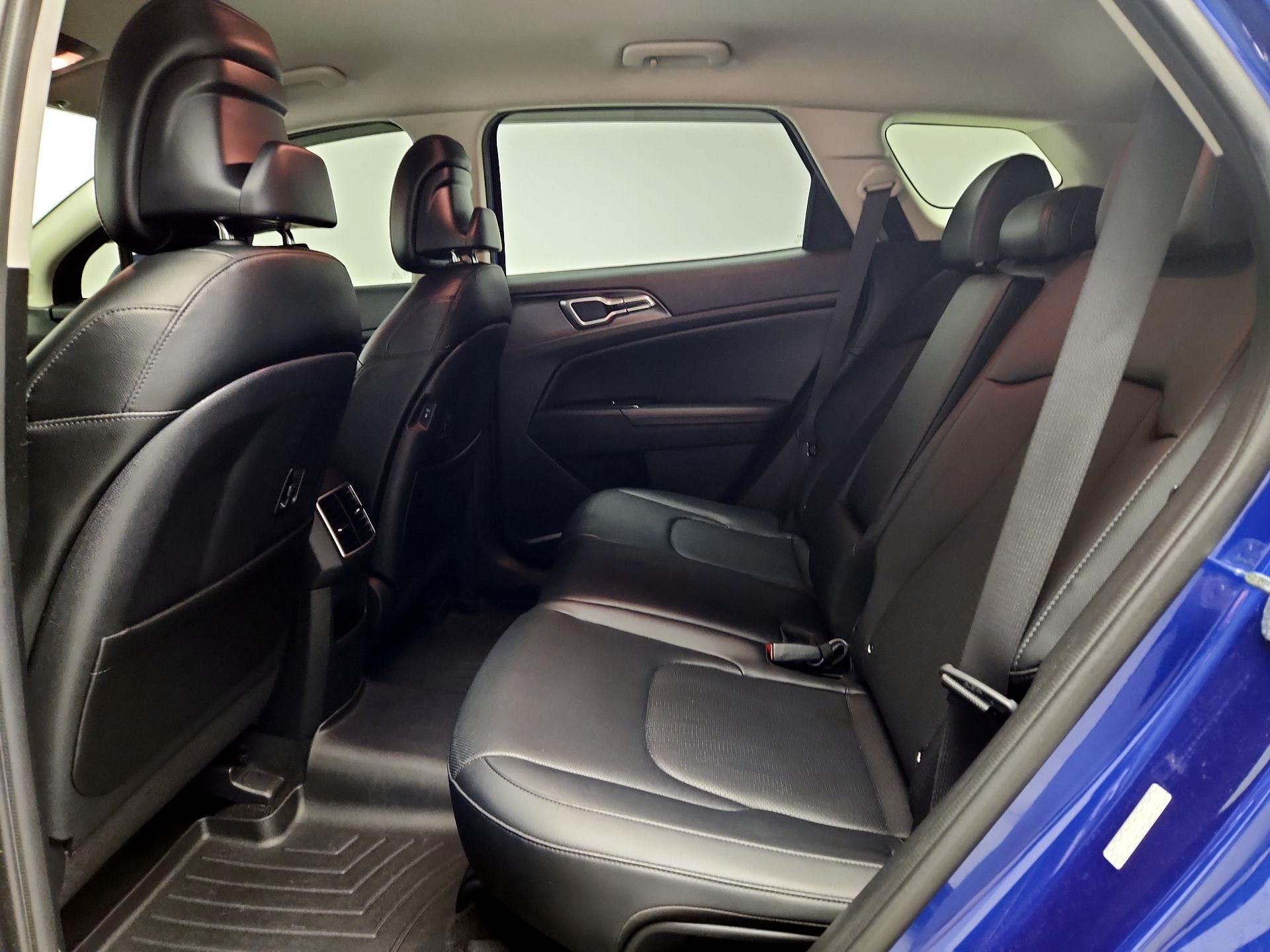 Thumbnail: 2023 Kia Sportage - 20