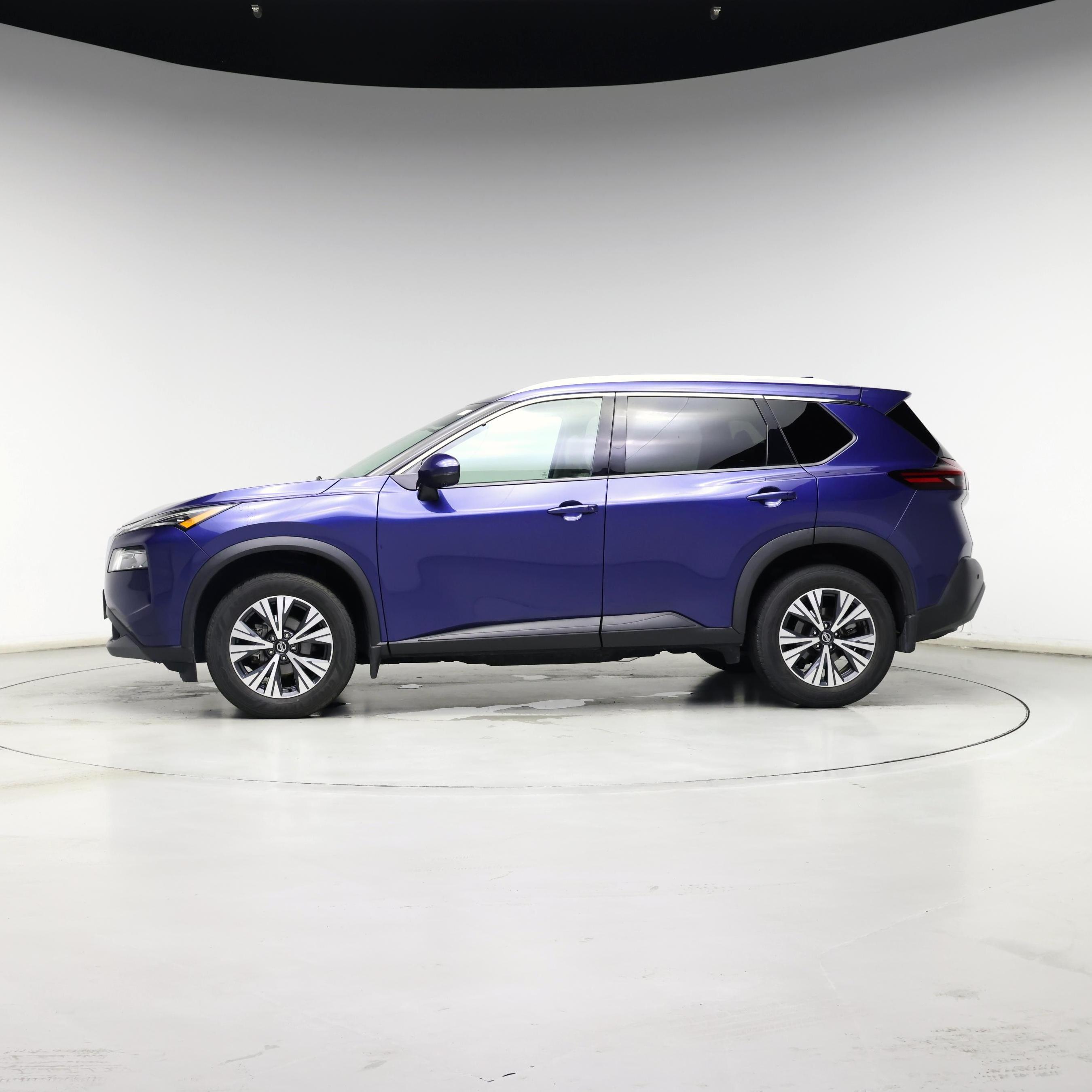 Thumbnail: 2021 Nissan Rogue - 3