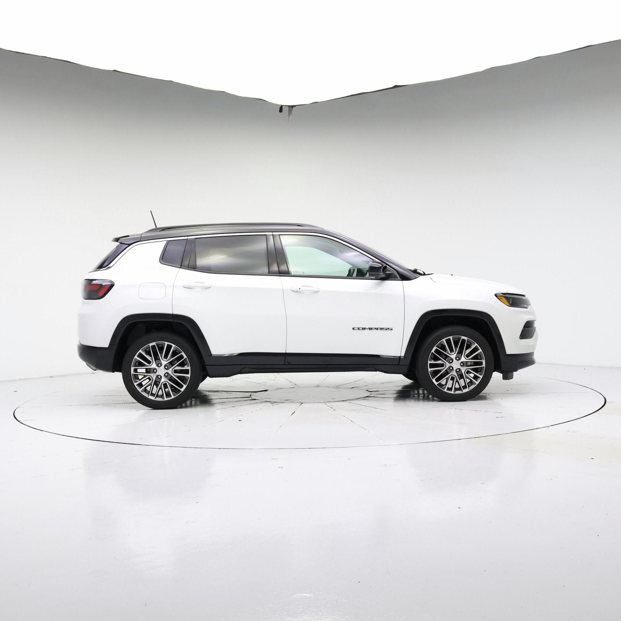 Thumbnail: 2022 Jeep Compass - 7