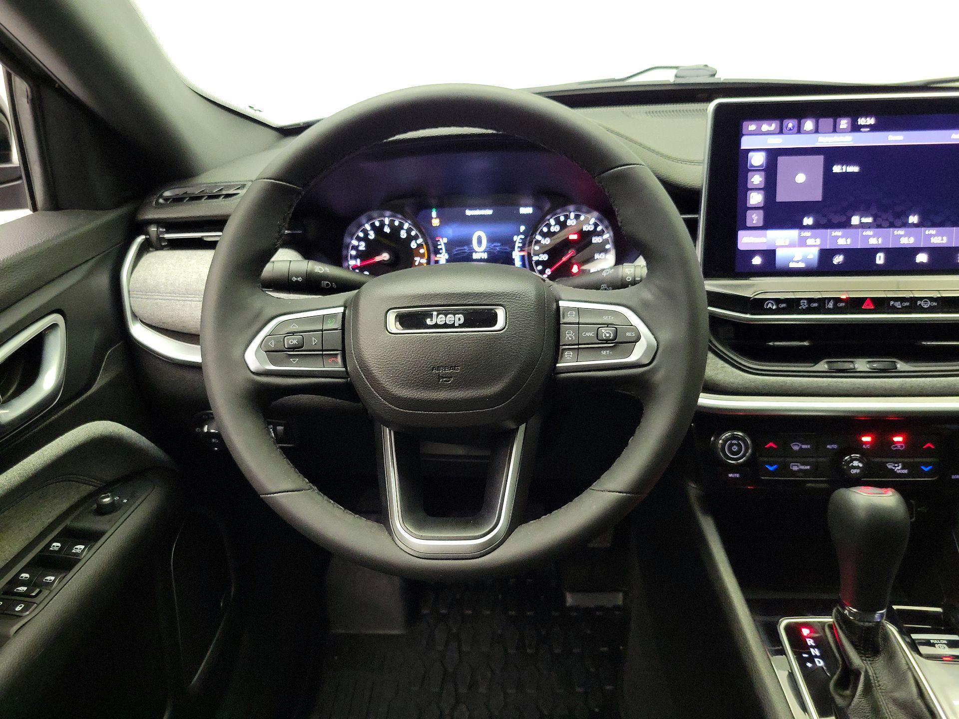Thumbnail: 2024 Jeep Compass - 10