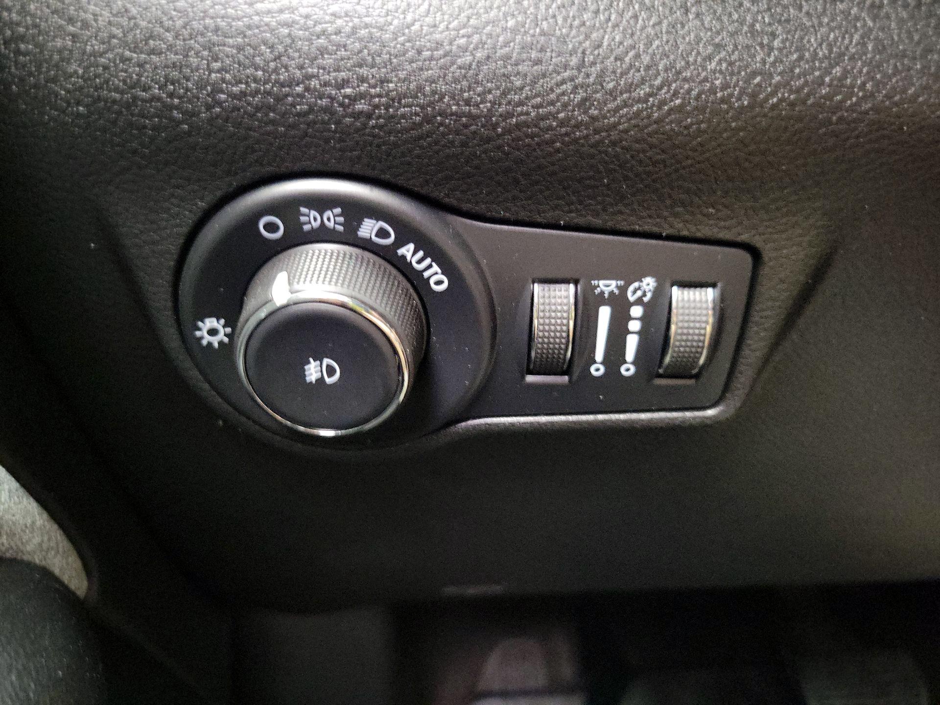 Thumbnail: 2024 Jeep Compass - 13