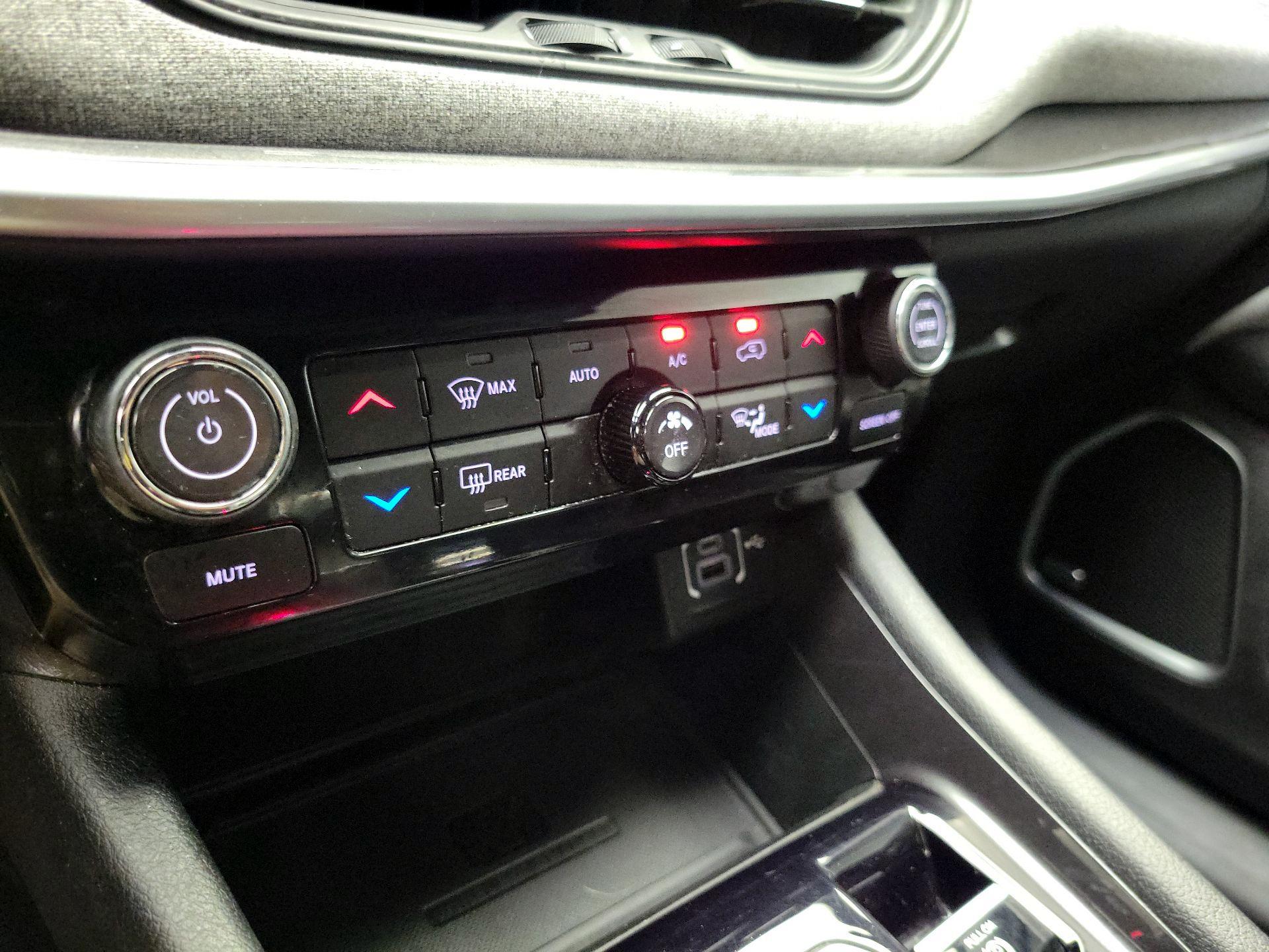 Thumbnail: 2024 Jeep Compass - 16