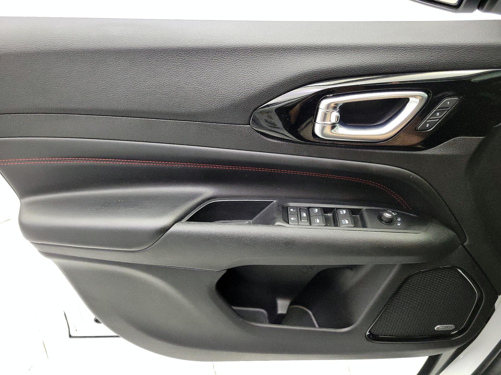Thumbnail: 2022 Jeep Compass - 12
