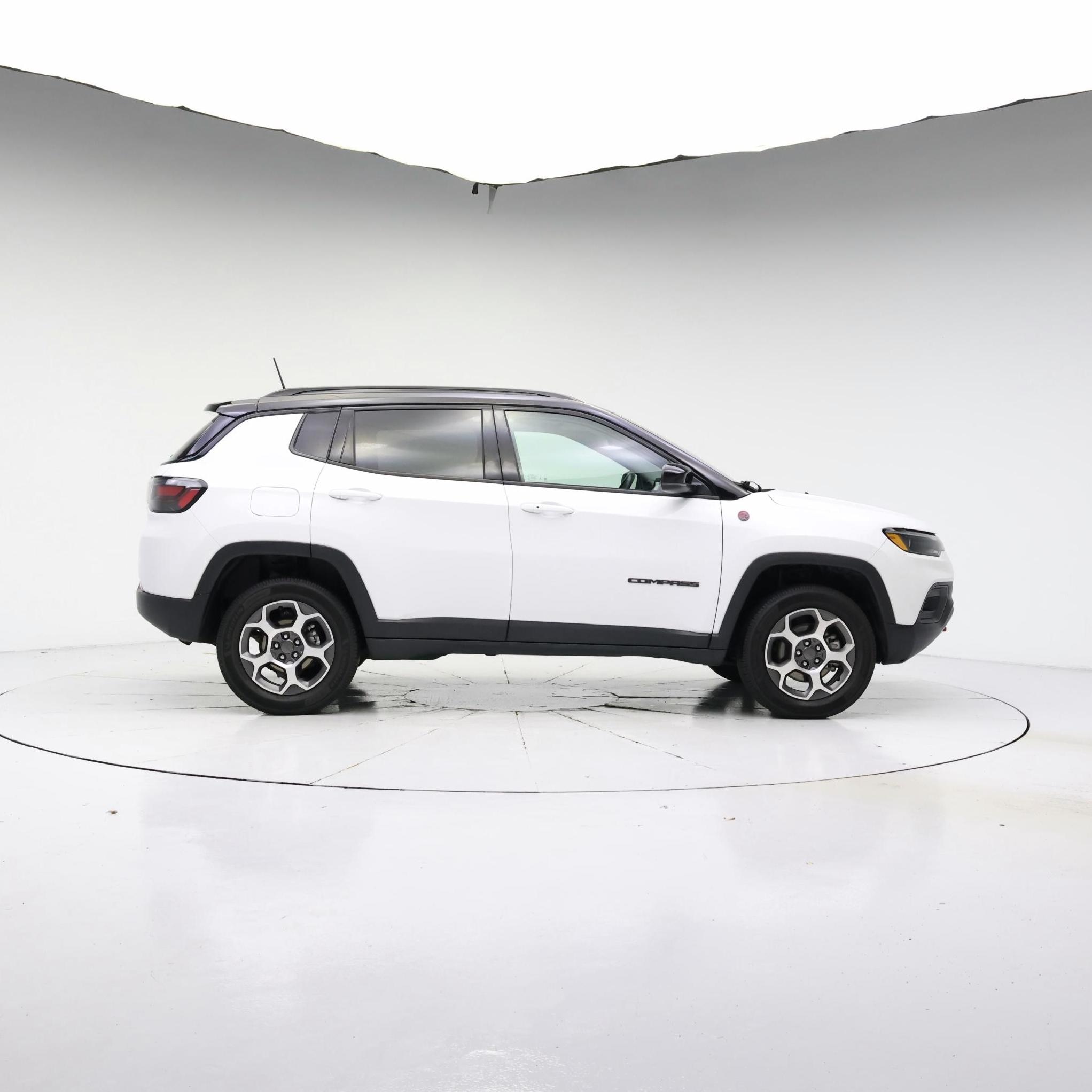 Thumbnail: 2022 Jeep Compass - 7