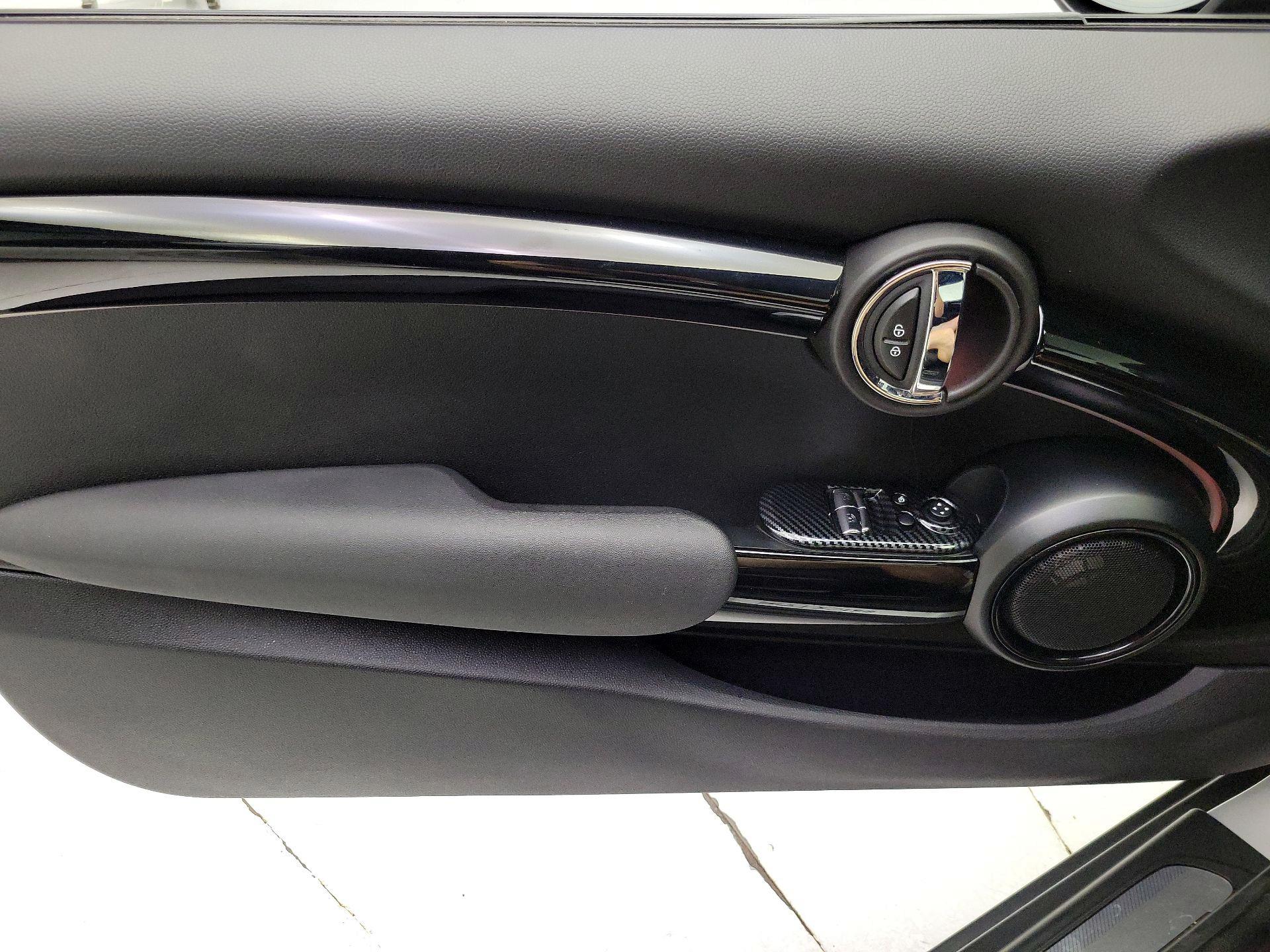 Thumbnail: 2022 MINI Cooper Hardtop - 12