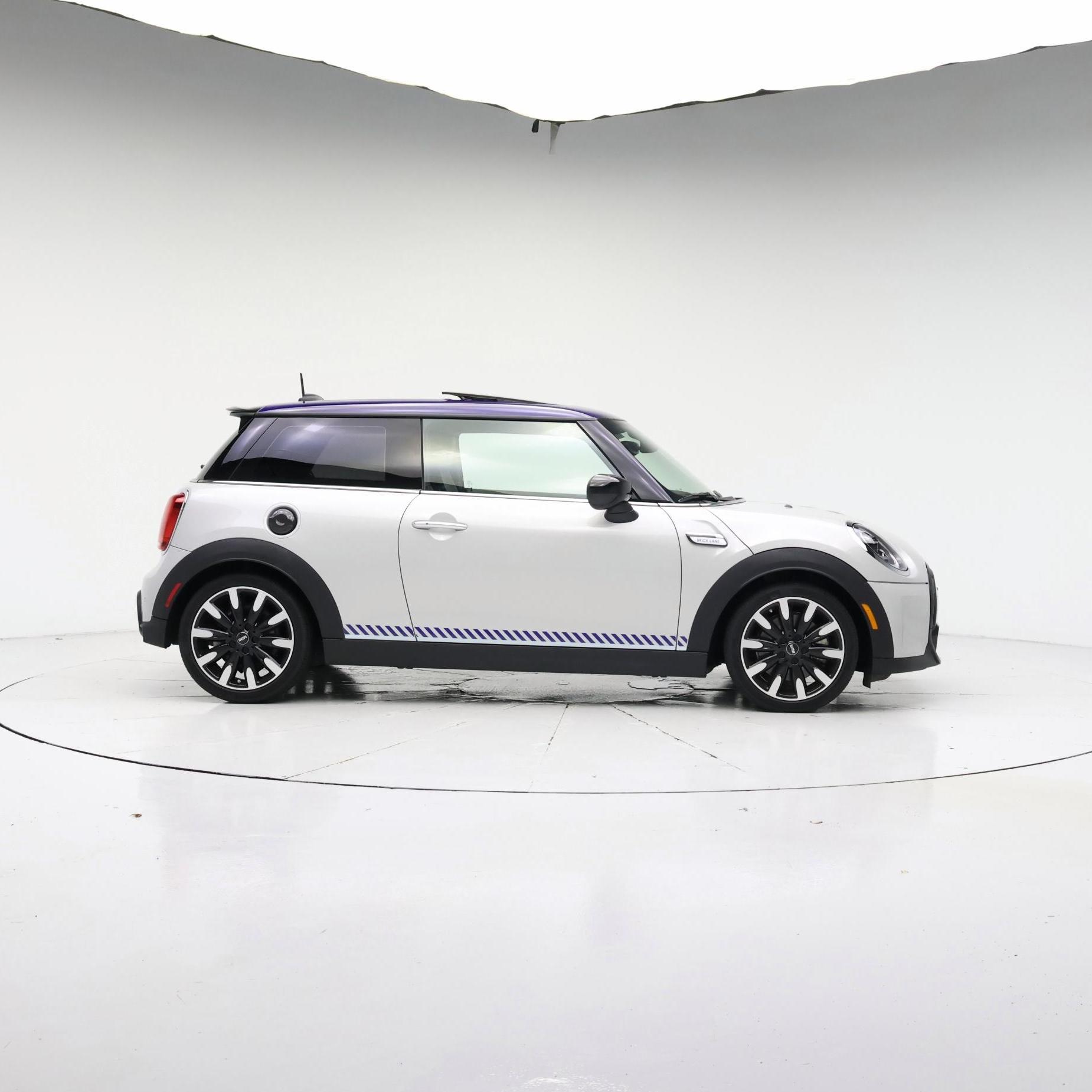 Thumbnail: 2022 MINI Cooper Hardtop - 7