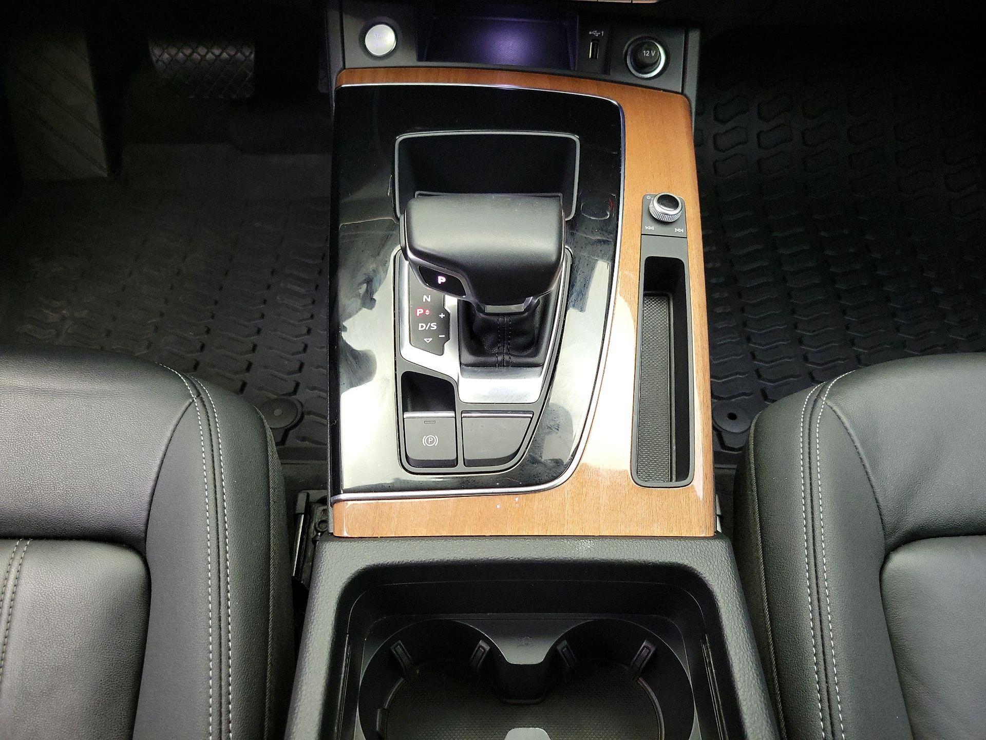 Thumbnail: 2021 Audi Q5 - 18