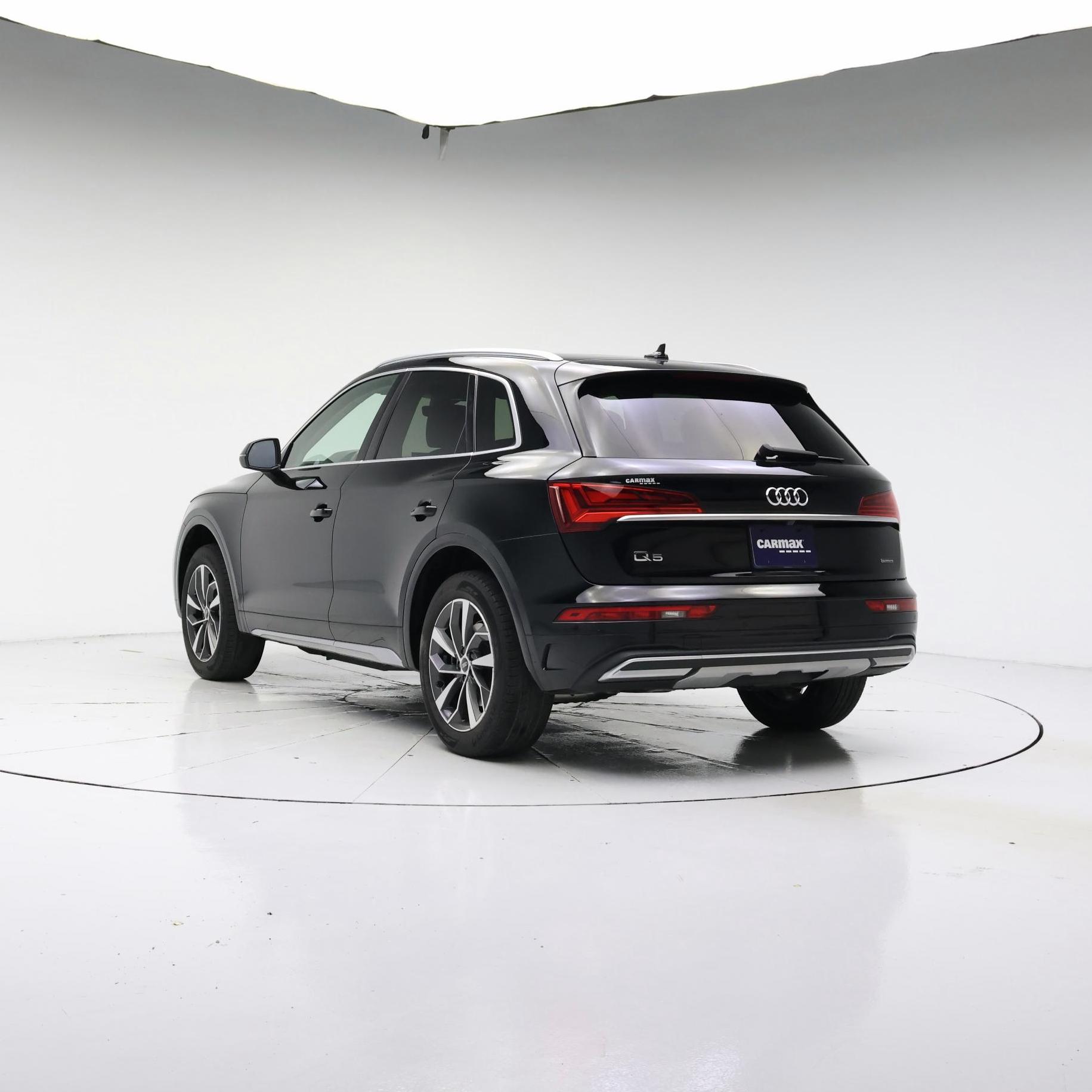 Thumbnail: 2021 Audi Q5 - 2