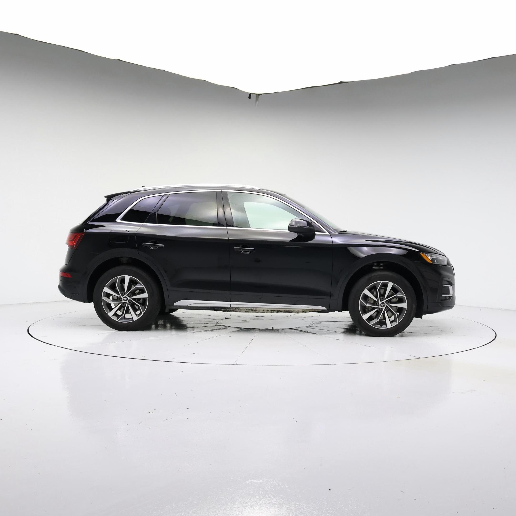 Thumbnail: 2021 Audi Q5 - 7