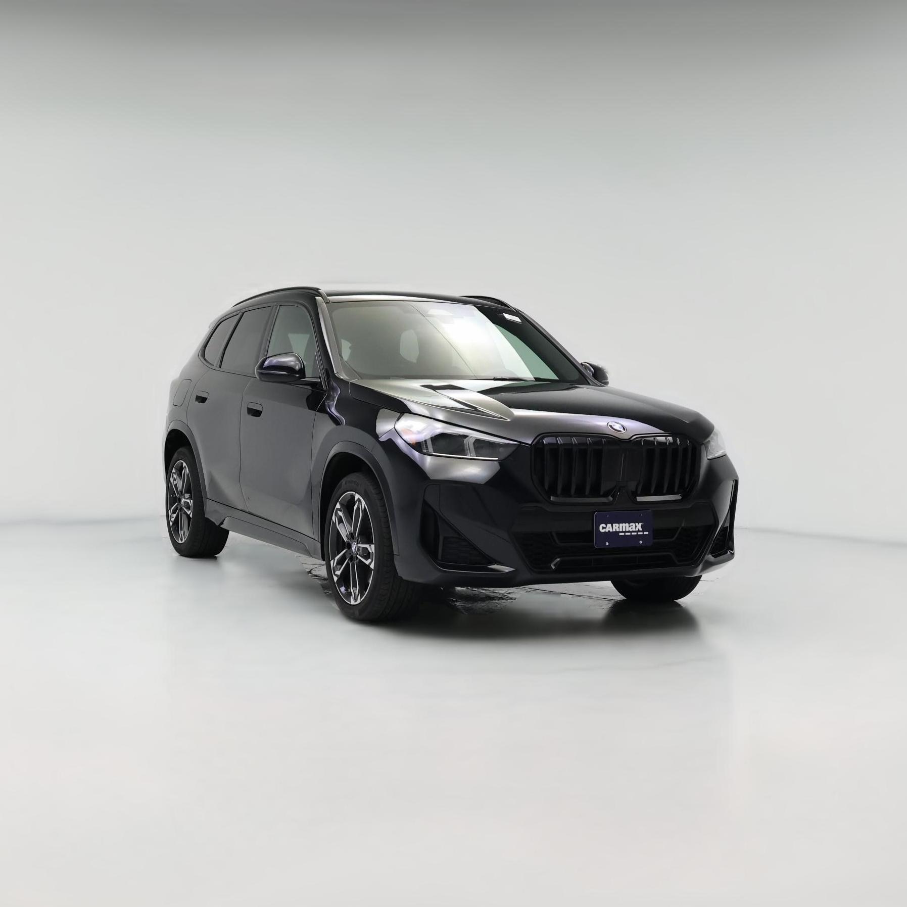 Thumbnail: 2023 BMW X1 - 1