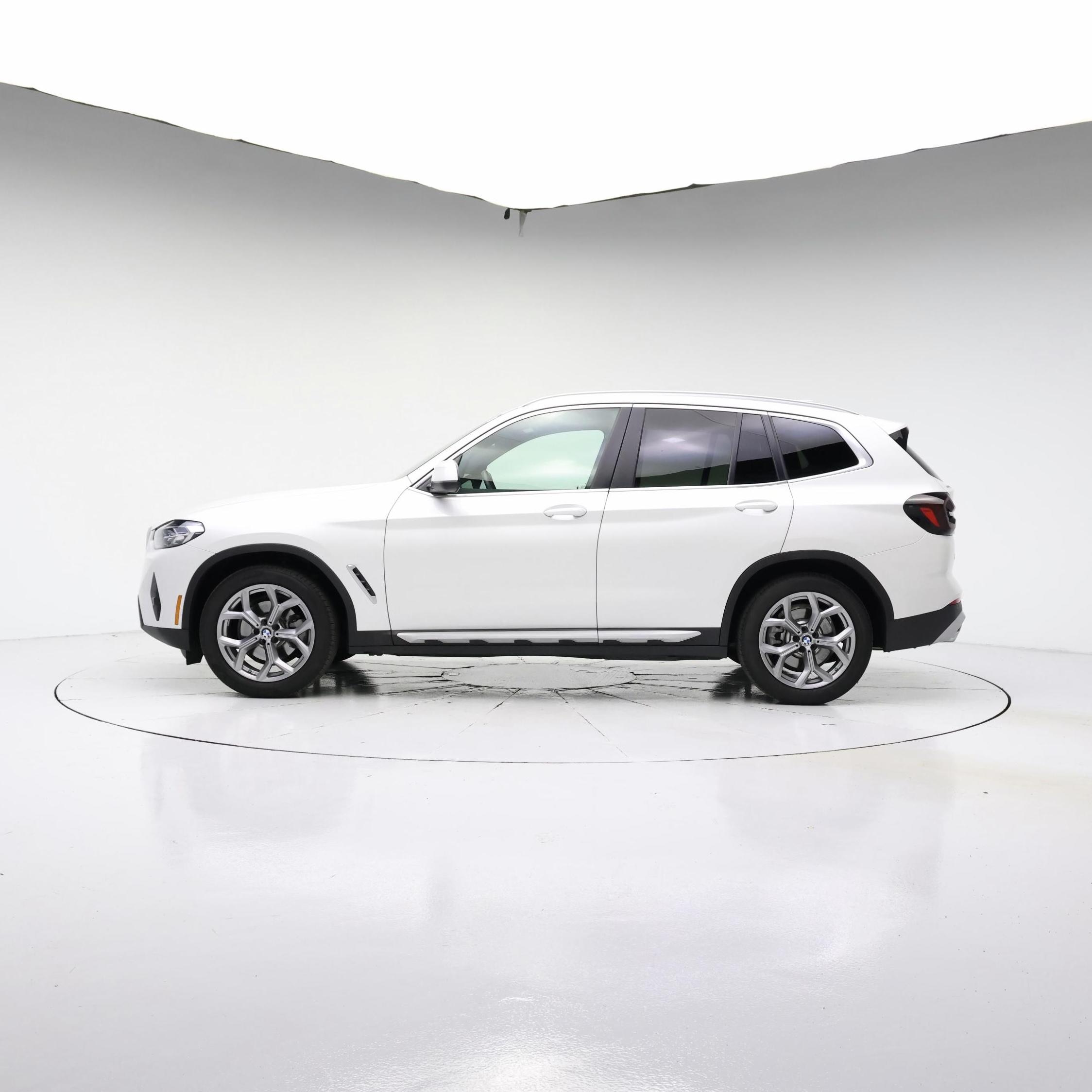 Thumbnail: 2023 BMW X3 - 3