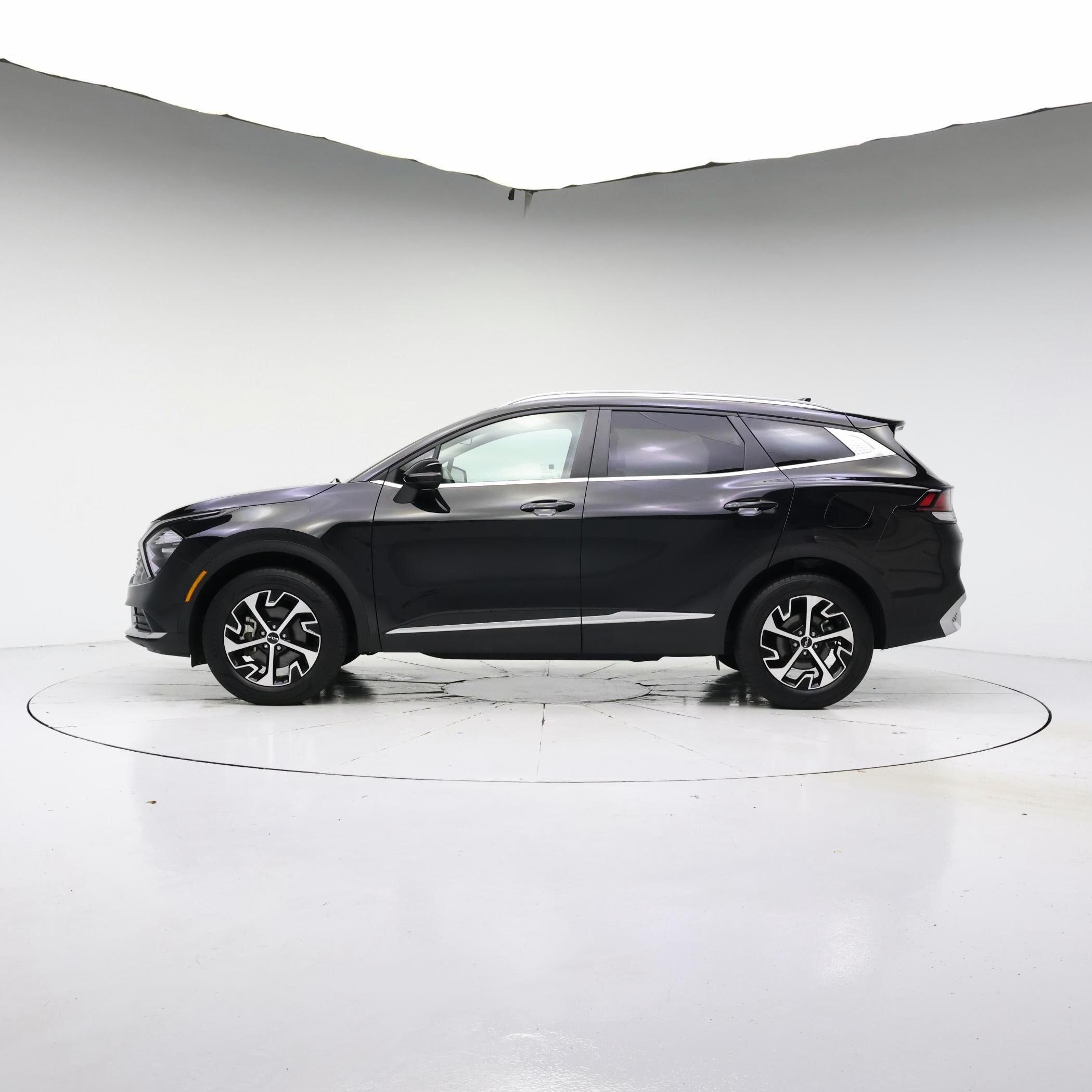 Thumbnail: 2023 Kia Sportage - 3