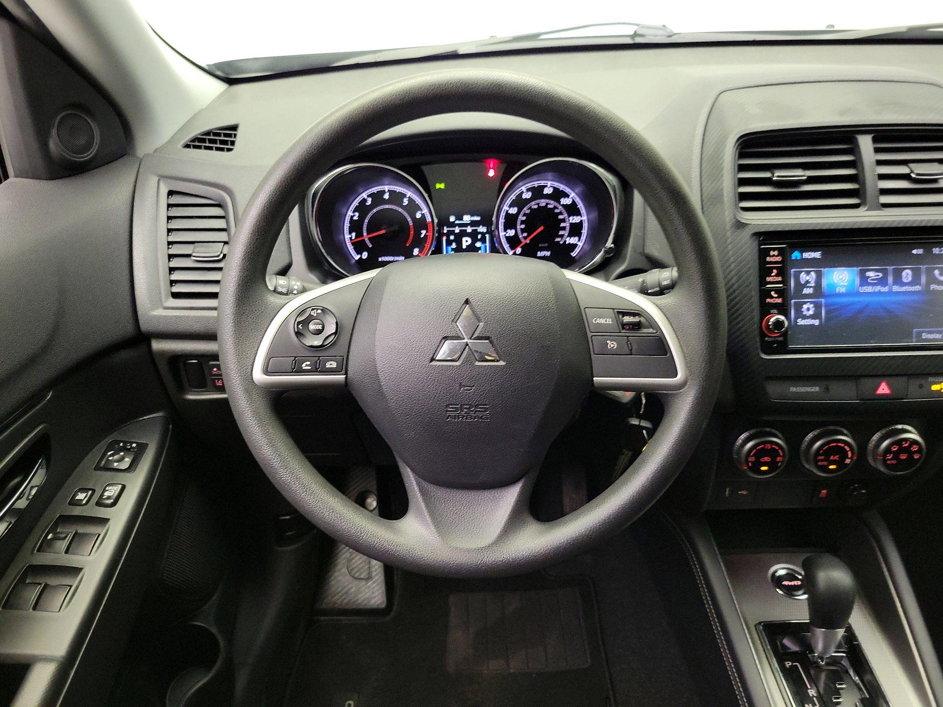 Thumbnail: 2023 Mitsubishi Outlander Sport - 10