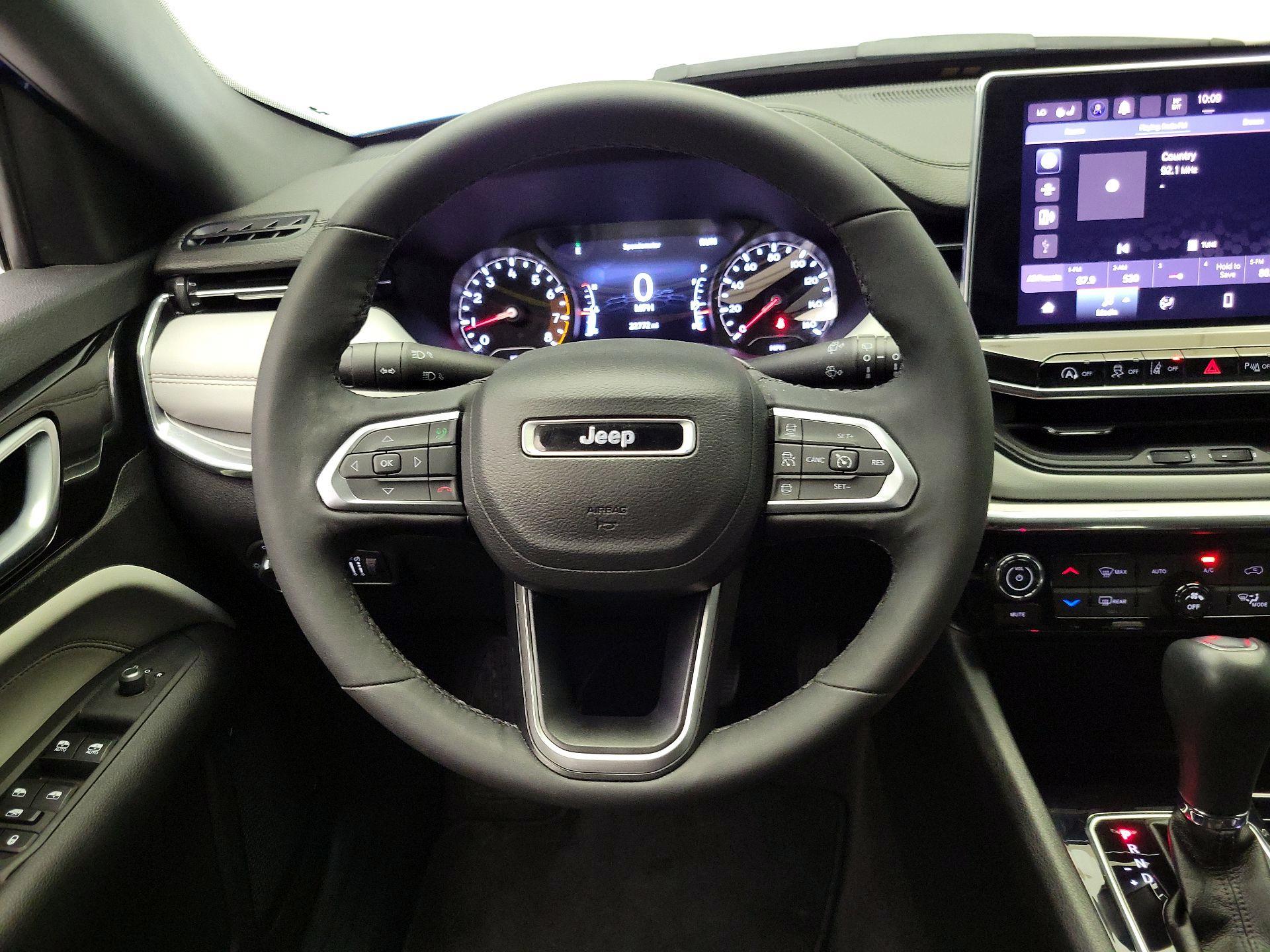 Thumbnail: 2024 Jeep Compass - 10