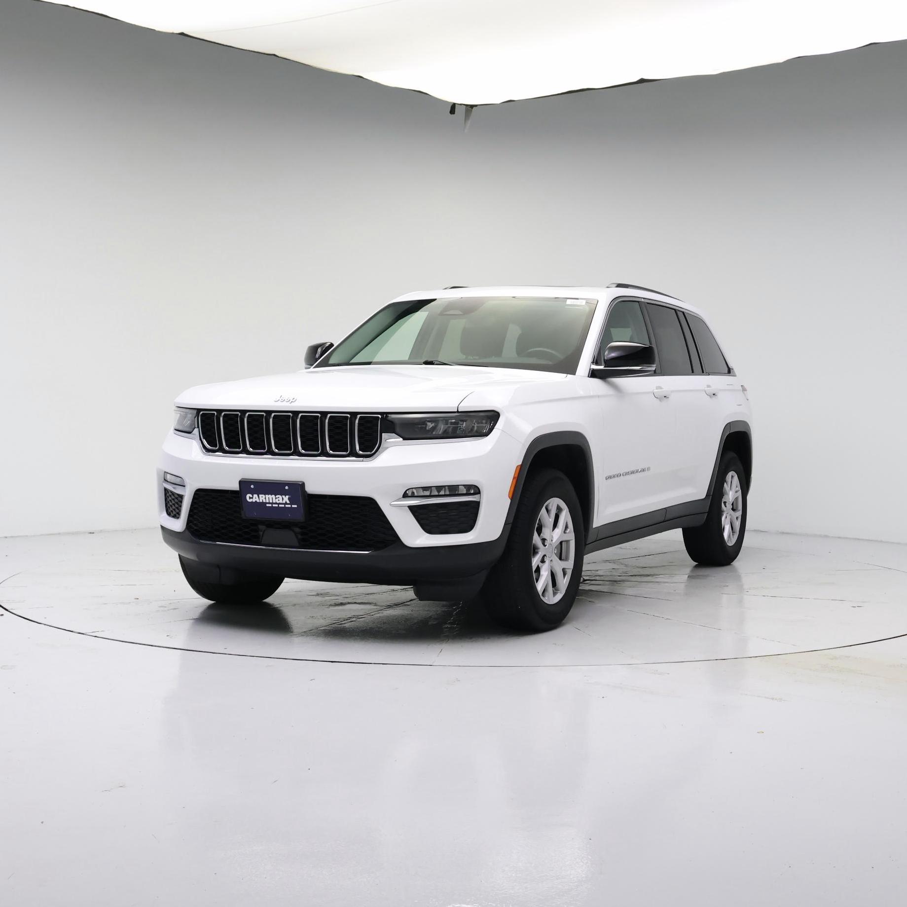 Thumbnail: 2022 Jeep Grand Cherokee - 4