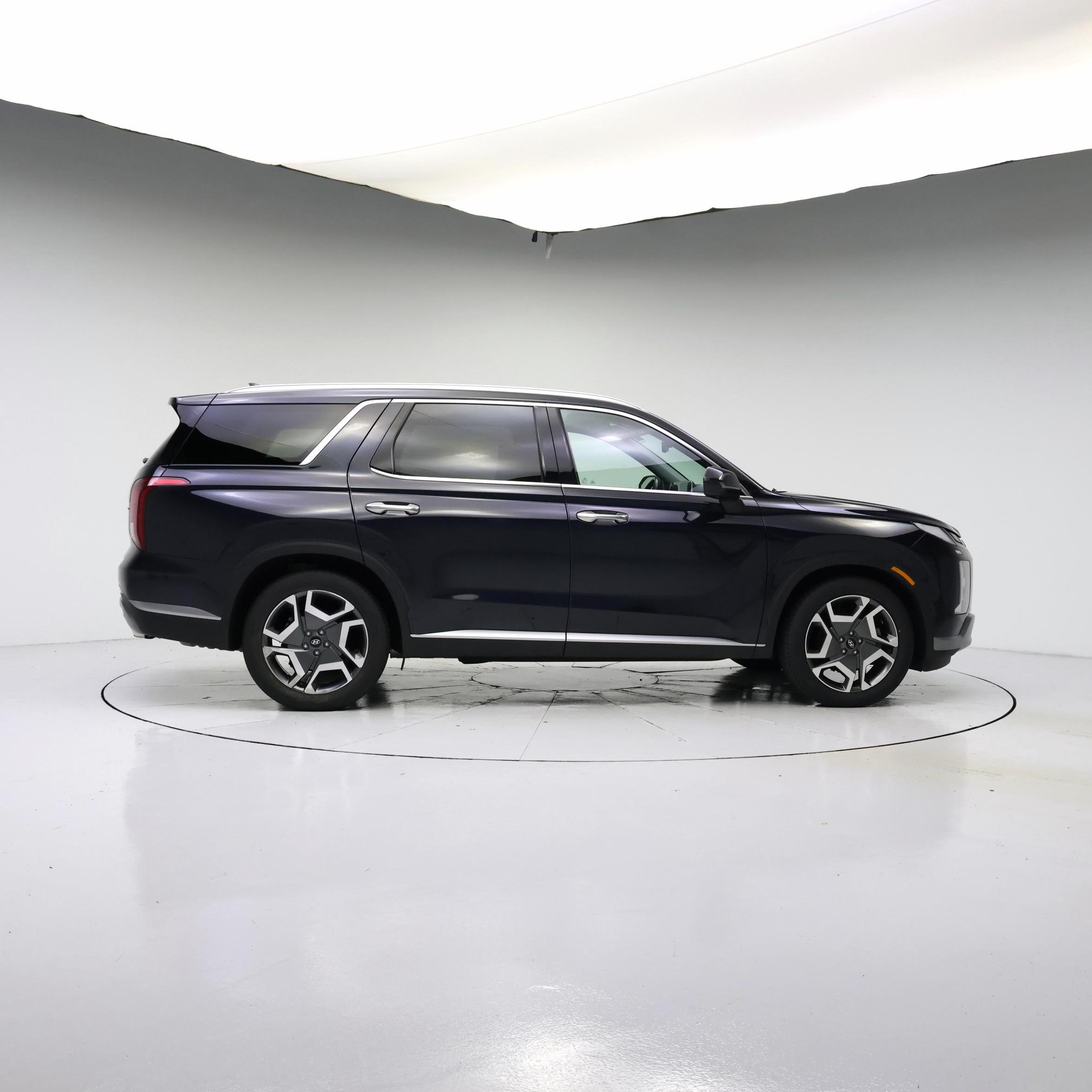 Thumbnail: 2023 Hyundai Palisade - 3