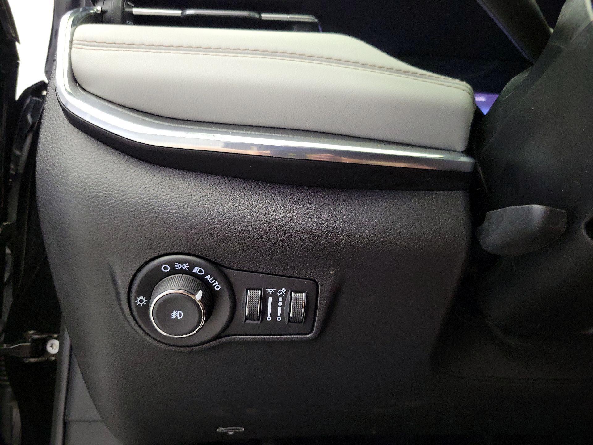 Thumbnail: 2023 Jeep Compass - 13