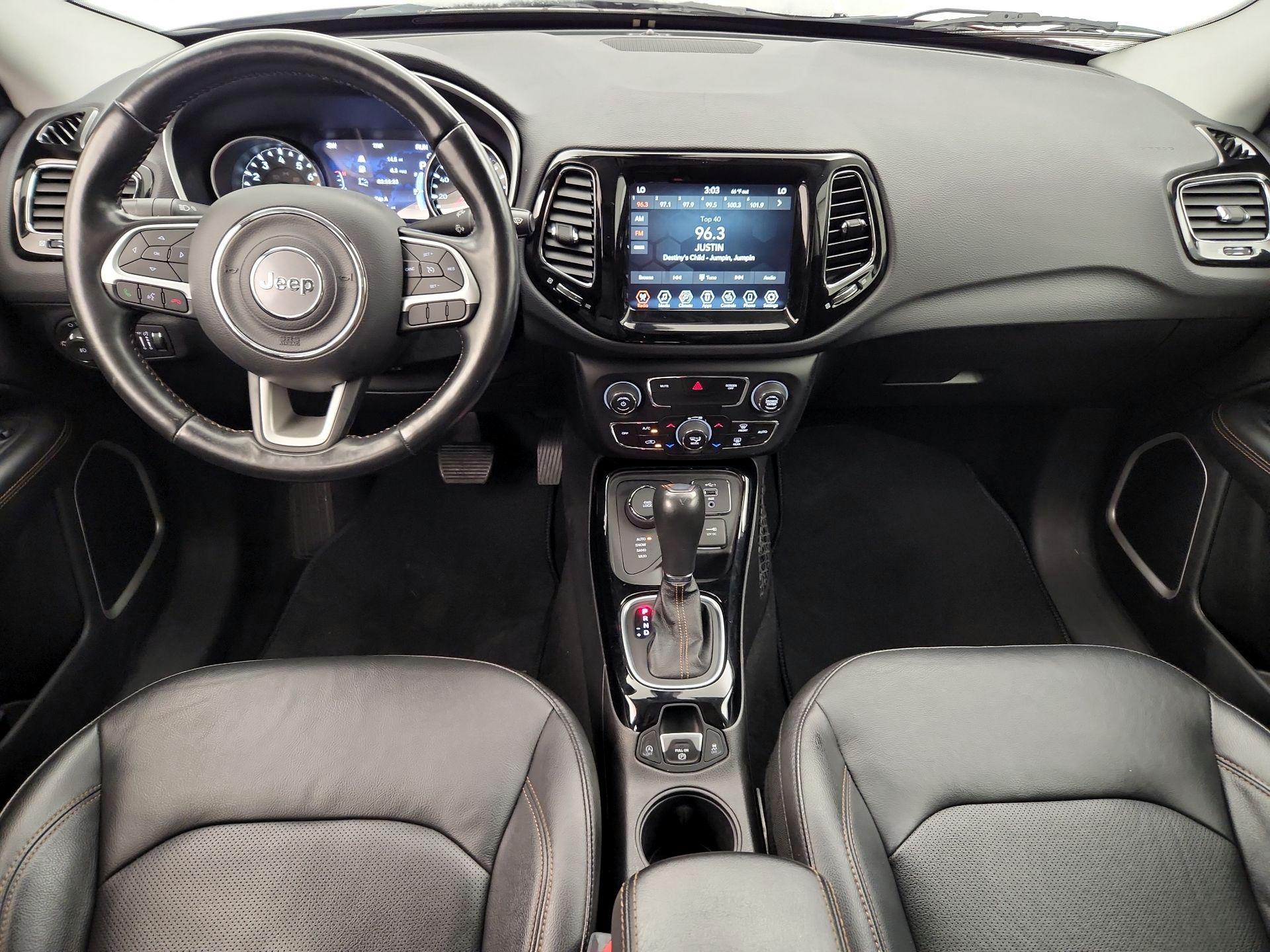 Thumbnail: 2020 Jeep Compass - 9