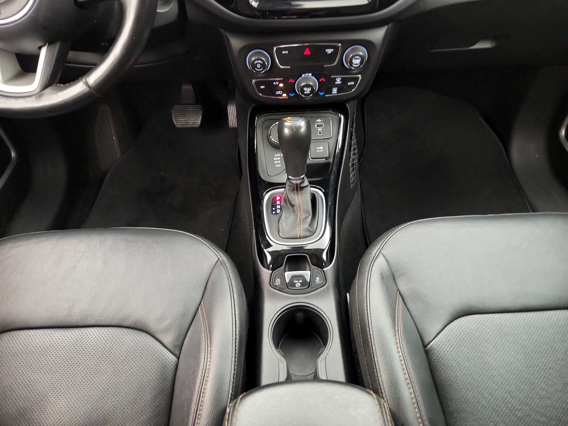 Thumbnail: 2020 Jeep Compass - 17